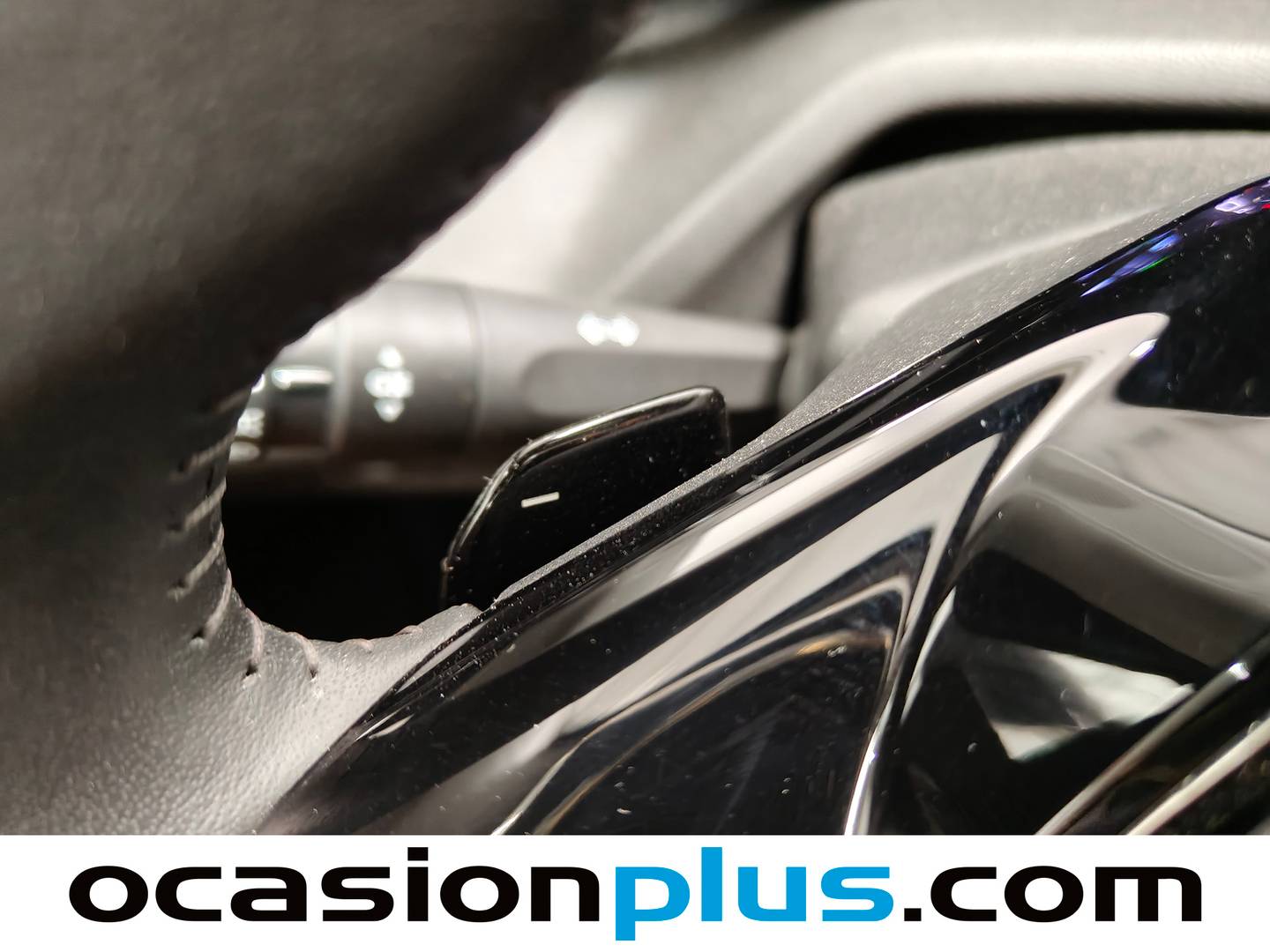 Peugeot 408 Peugeot 408 Allure Hybrid 145 eDCS6 (145 CV) 145cv