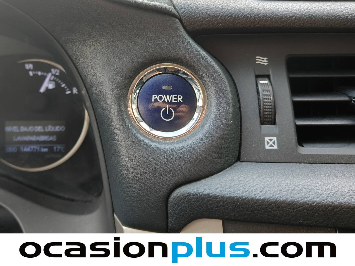 Accesorios del Lexus CT Lexus CT 200h Business (136 CV)