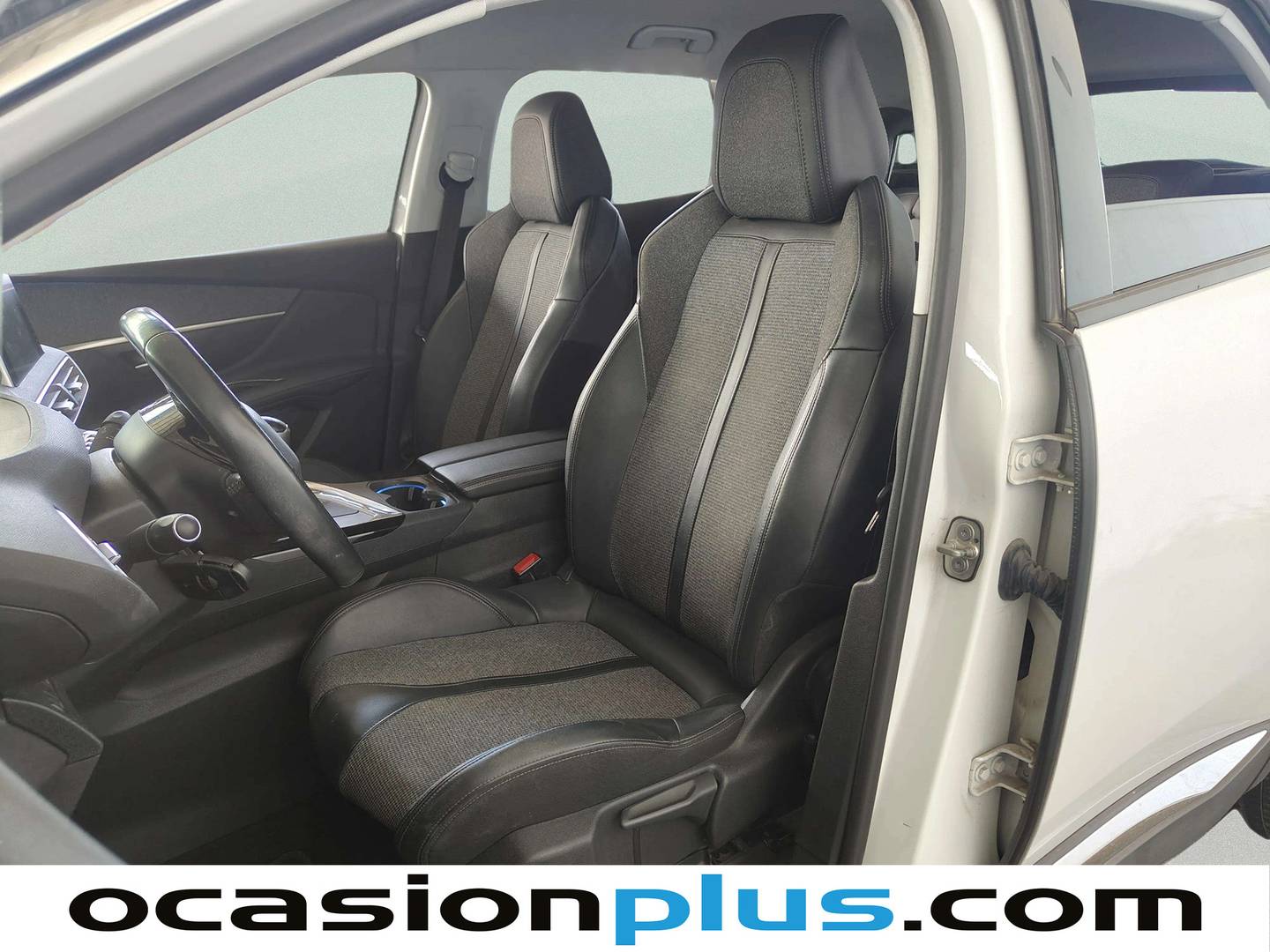 Foto asientos delanteros Peugeot 3008 Peugeot 3008 BlueHDI 130 S&S Allure (130 CV)