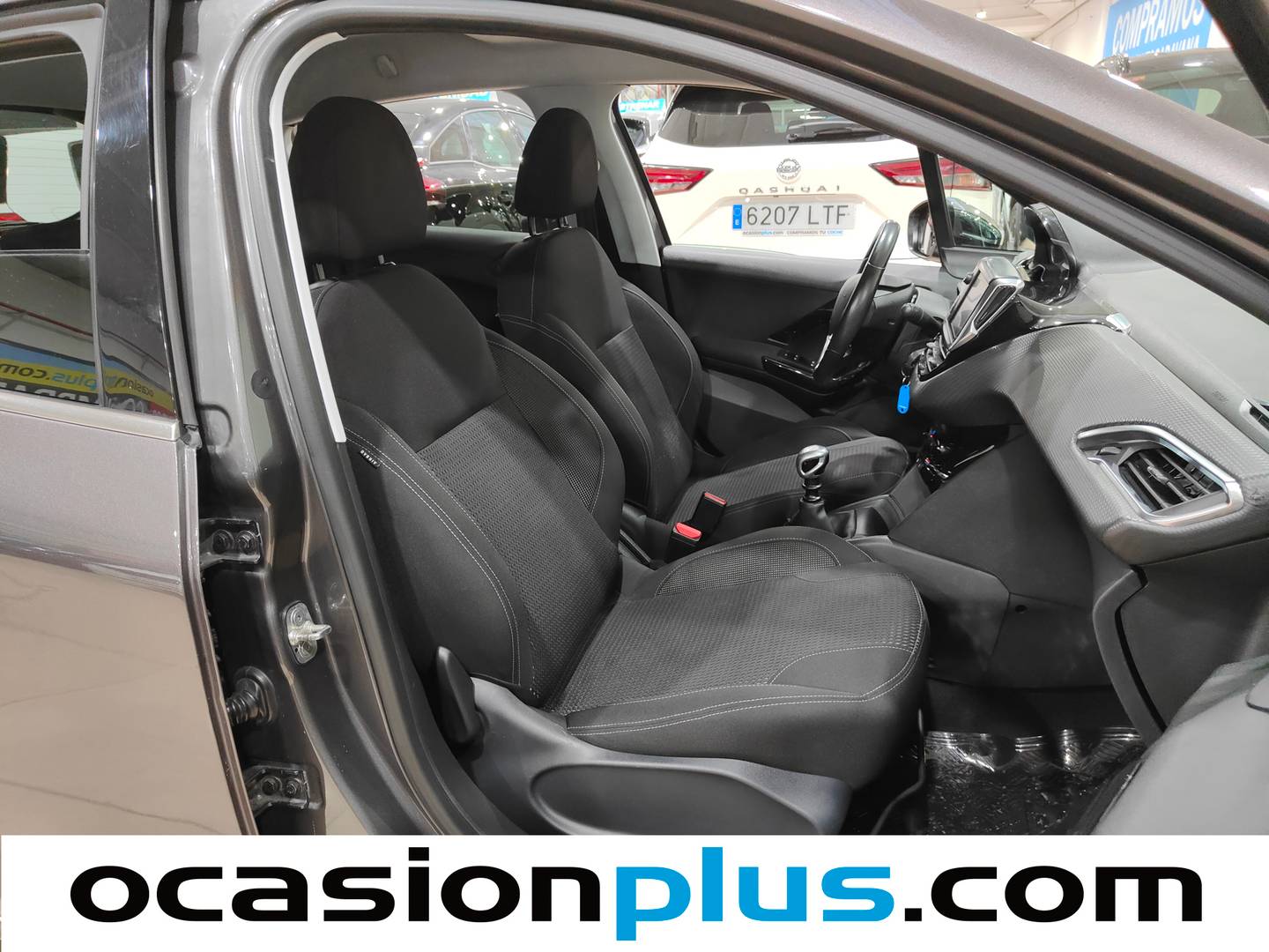 Foto Peugeot 208 Peugeot 208 PureTech 110 S&S Tech Edition 81 kW (110 CV)