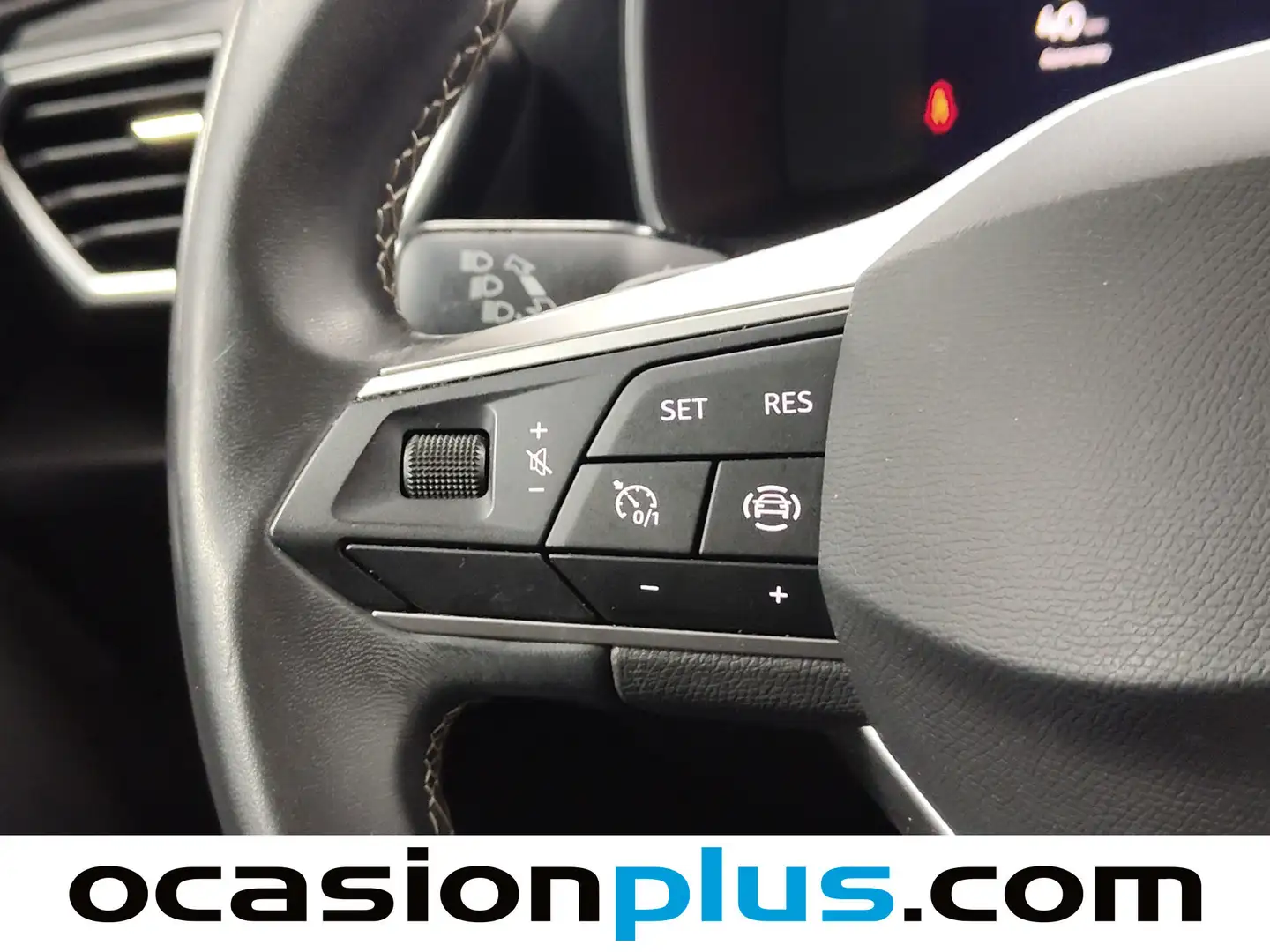 Foto Seat León SEAT León 2.0 TDI S&S Style Go DSG (150 CV)