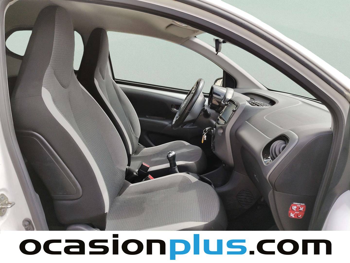 Toyota Aygo Toyota Aygo 1.0 70 x-play (72 CV) al mejor precio