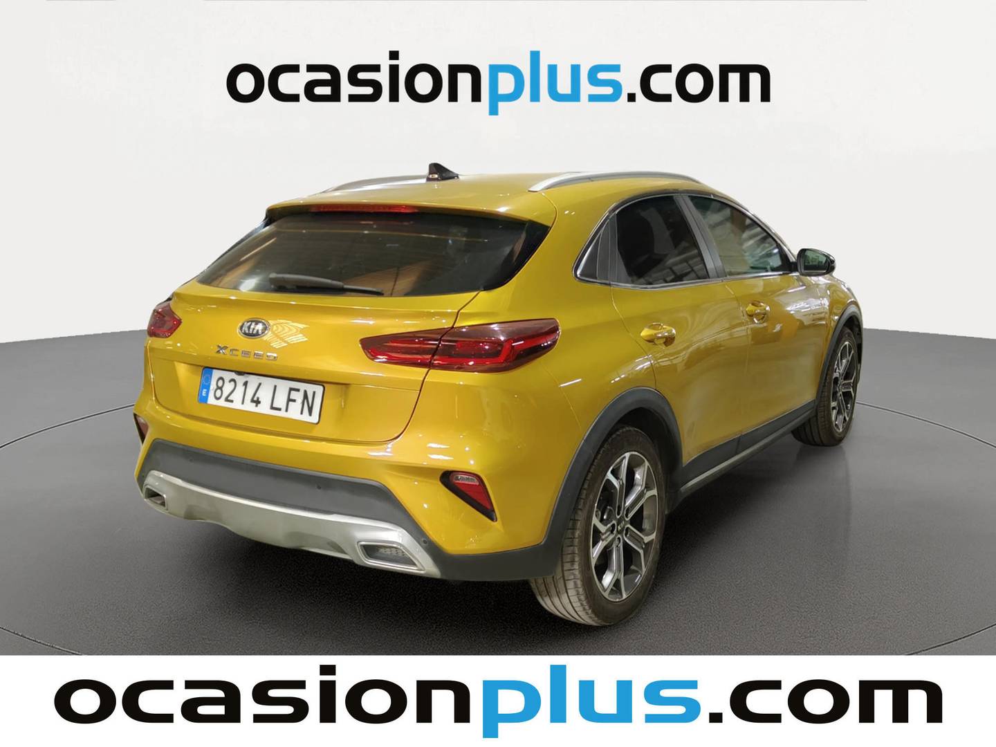 Foto trasera KIA XCeed KIA XCeed 1.0 T-GDi Tech (120 CV) derecha