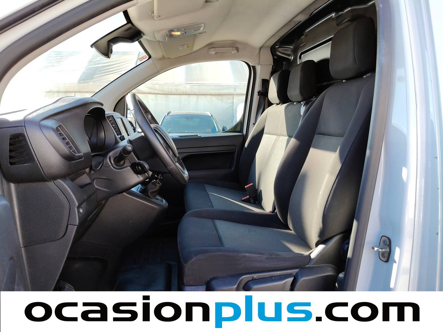 Foto asientos delanteros Peugeot Expert Peugeot Expert Furgón BlueHDi 100 Long  (102 CV)