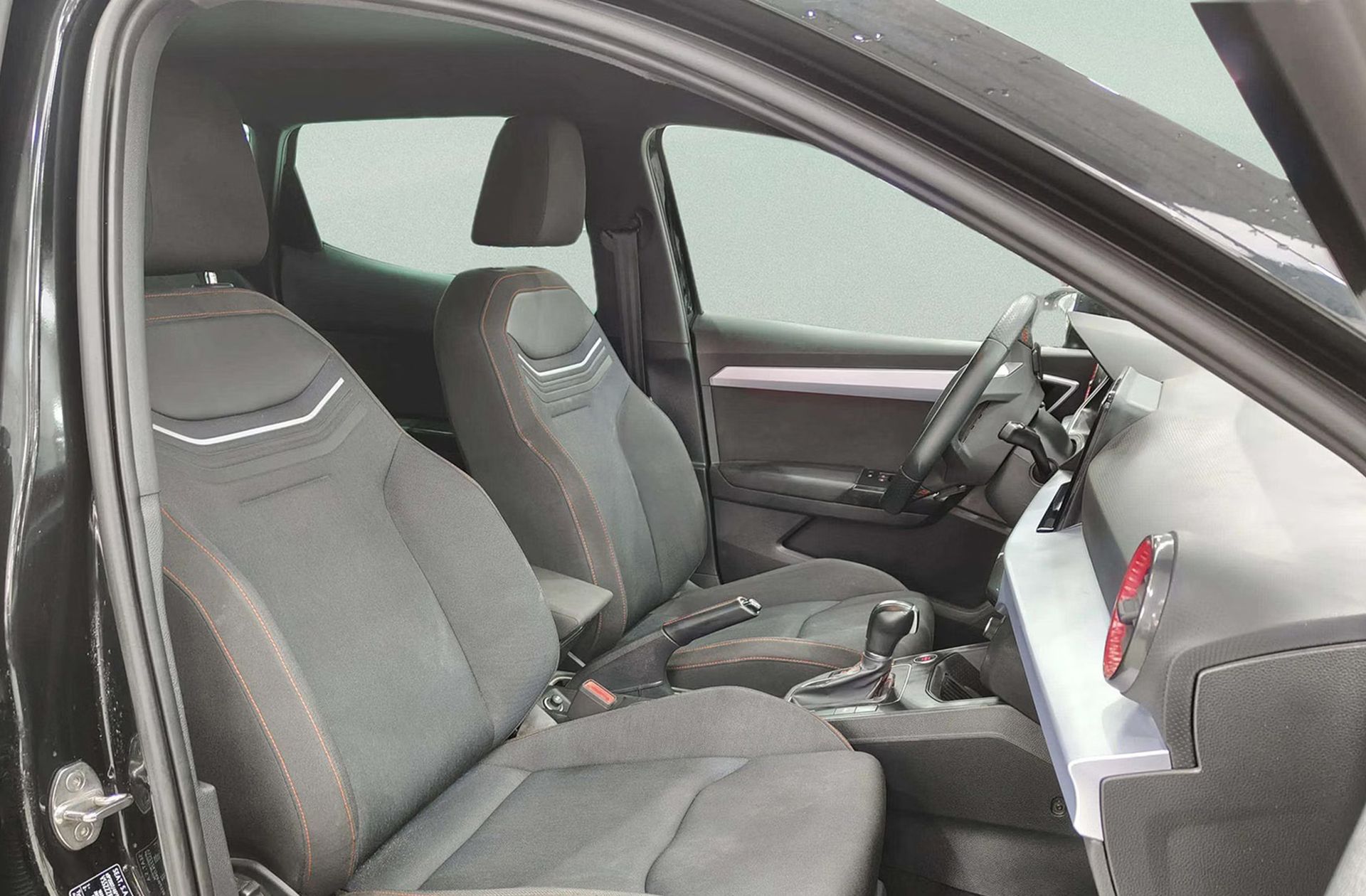 SEAT Ibiza 1.5 TSI FR DSG - foto 14