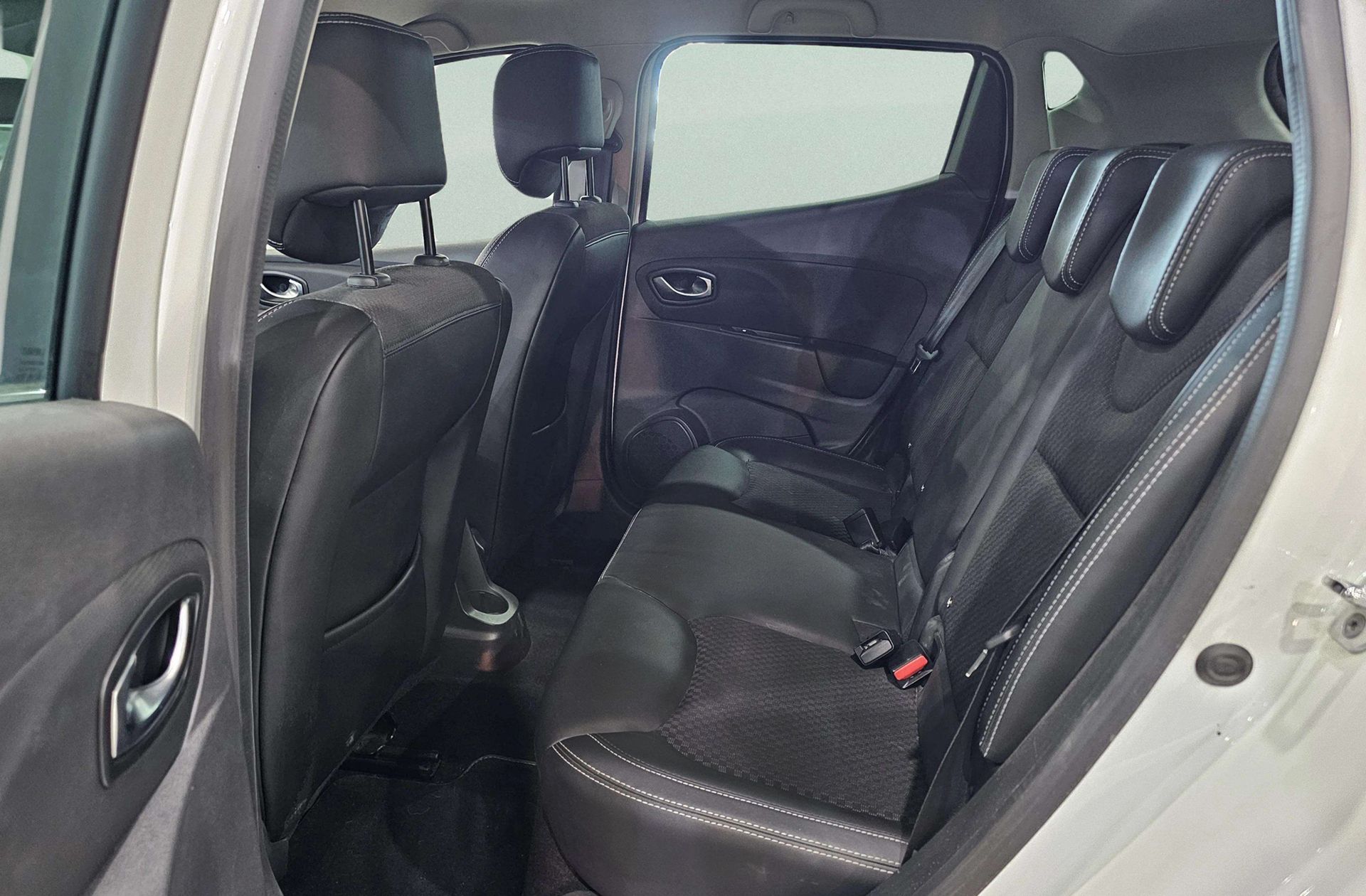 Renault Clio Zen Energy TCe - foto 11