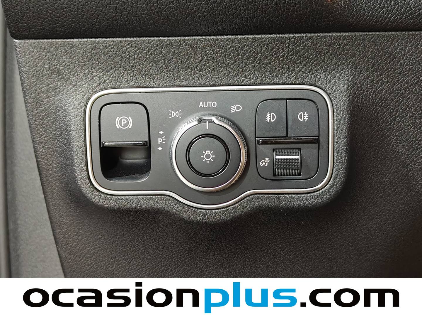 Foto Mercedes GLB Mercedes-Benz GLB 220 D 4MATIC (190 CV)