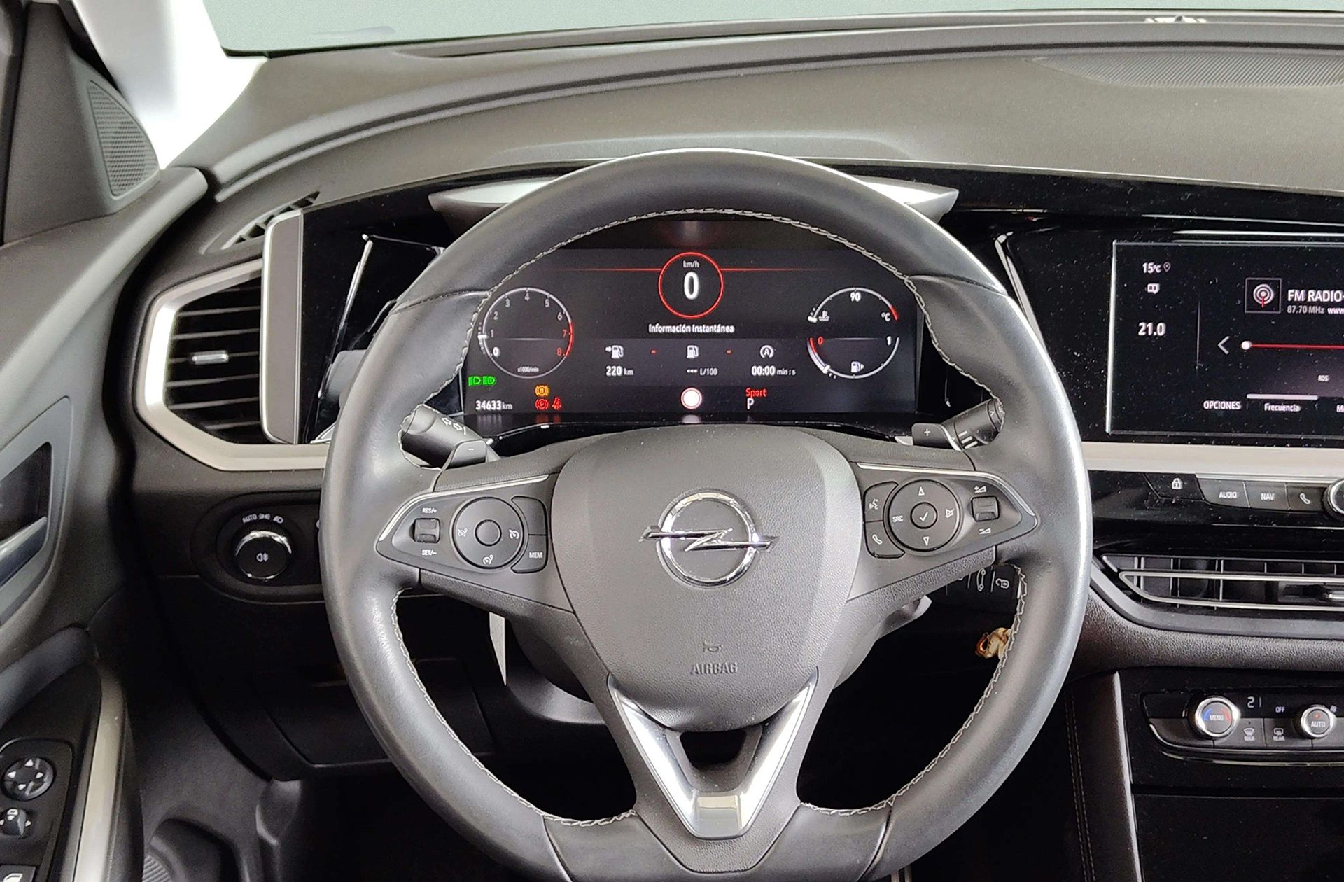 Opel Grandland 1.2 Turbo GS - foto 22
