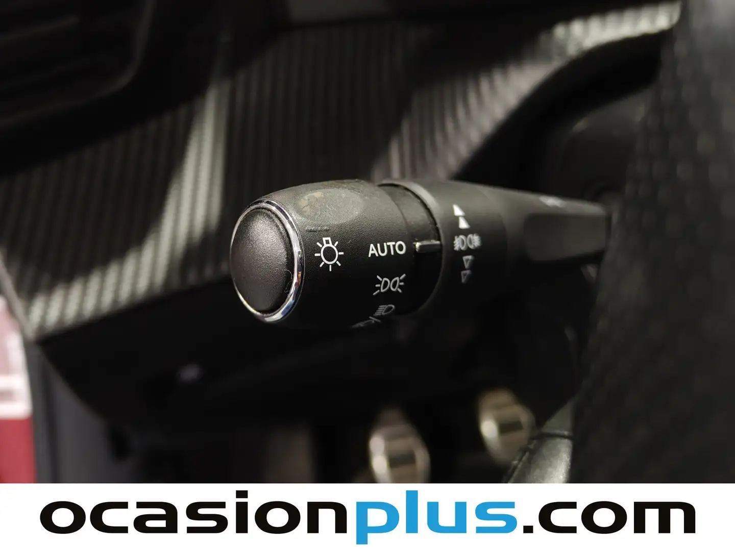 Foto Peugeot 2008 Peugeot 2008 PureTech 130 S&S GT (130 CV)