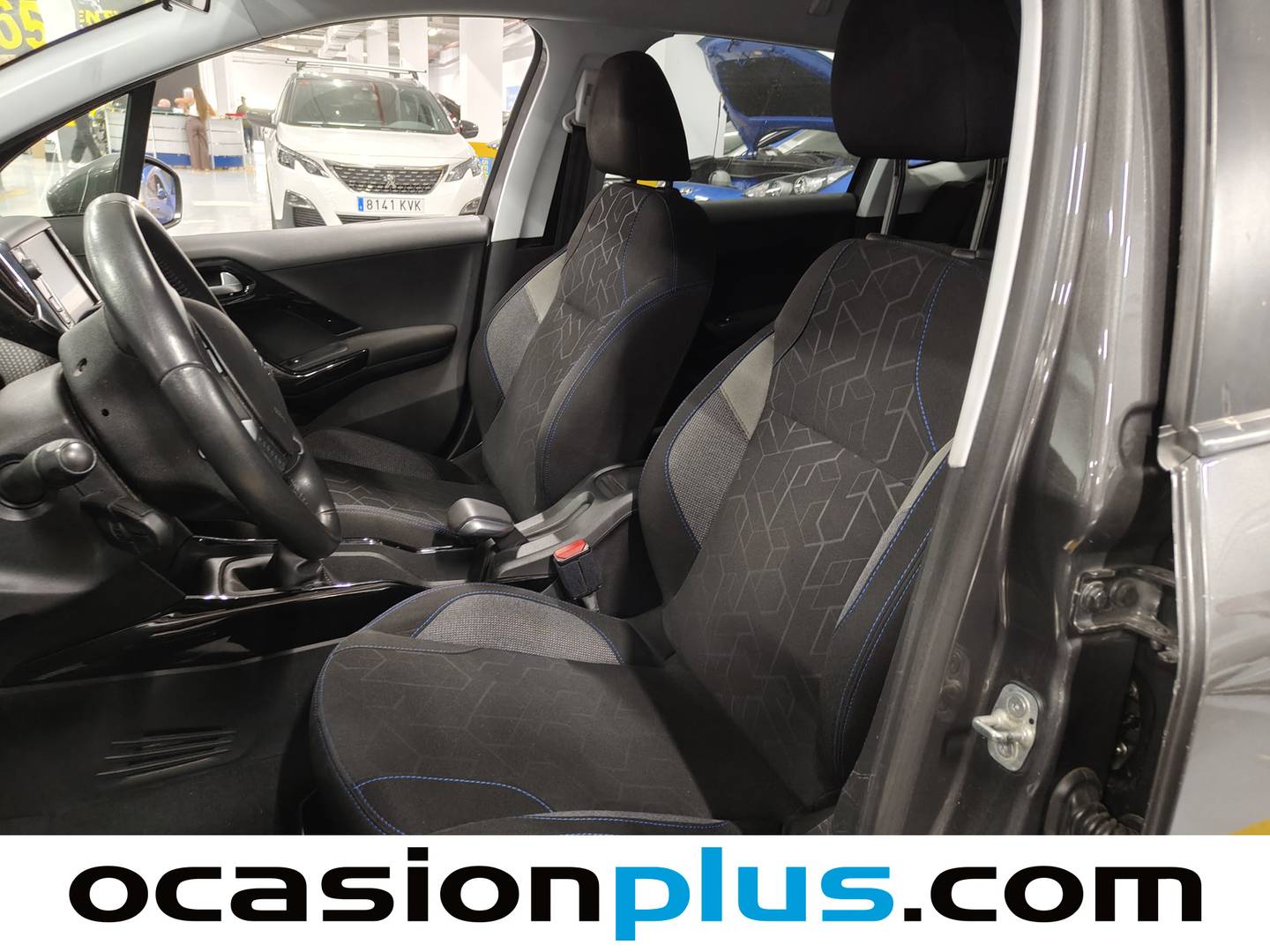 Foto Peugeot 2008 Peugeot 2008 PureTech 110 S&S Signature (110 CV)