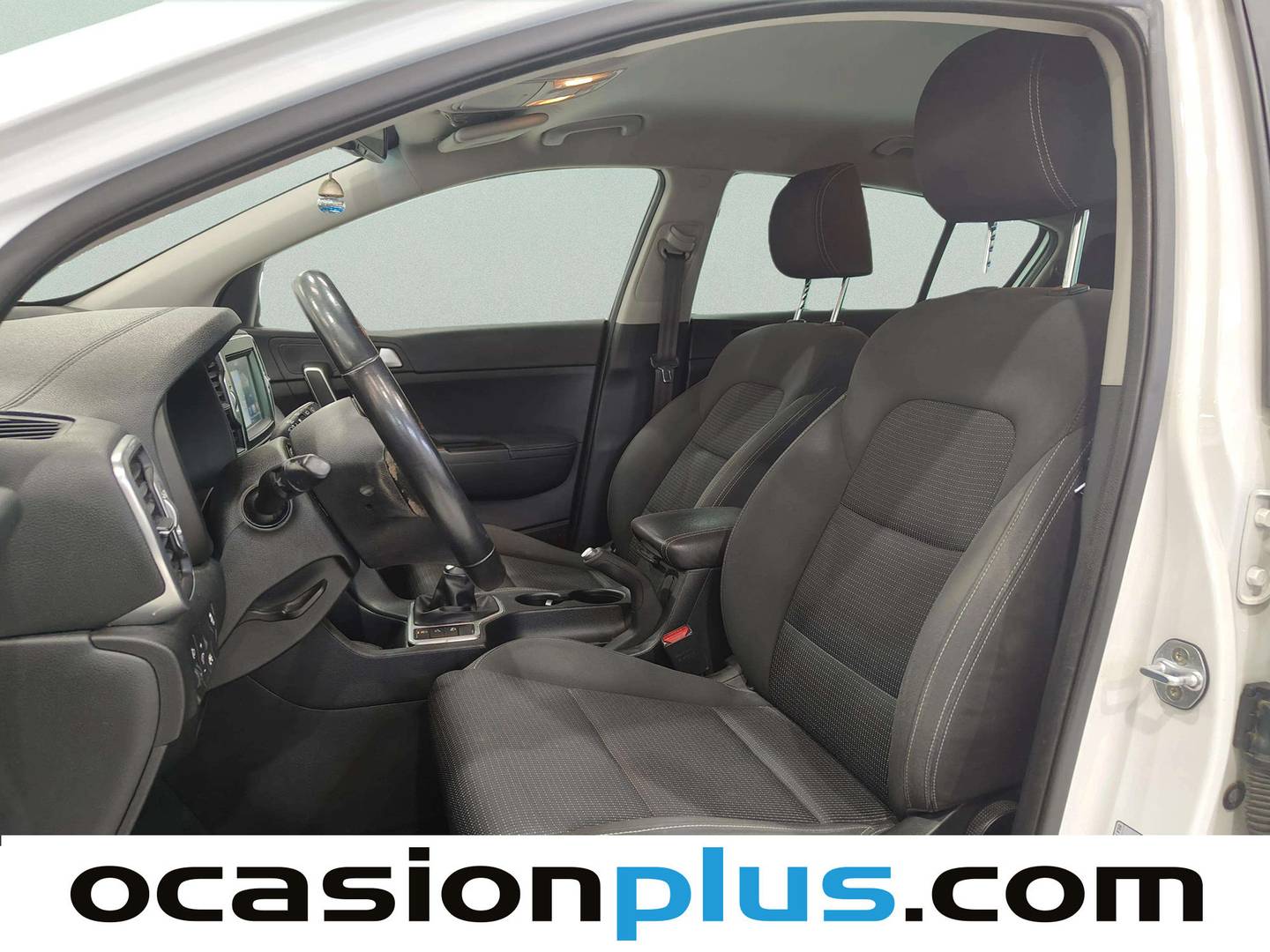 Foto asientos delanteros KIA Sportage KIA Sportage 1.7 CRDi VGT Eco-Dynamics x-Tech17 4x2 (115 CV)