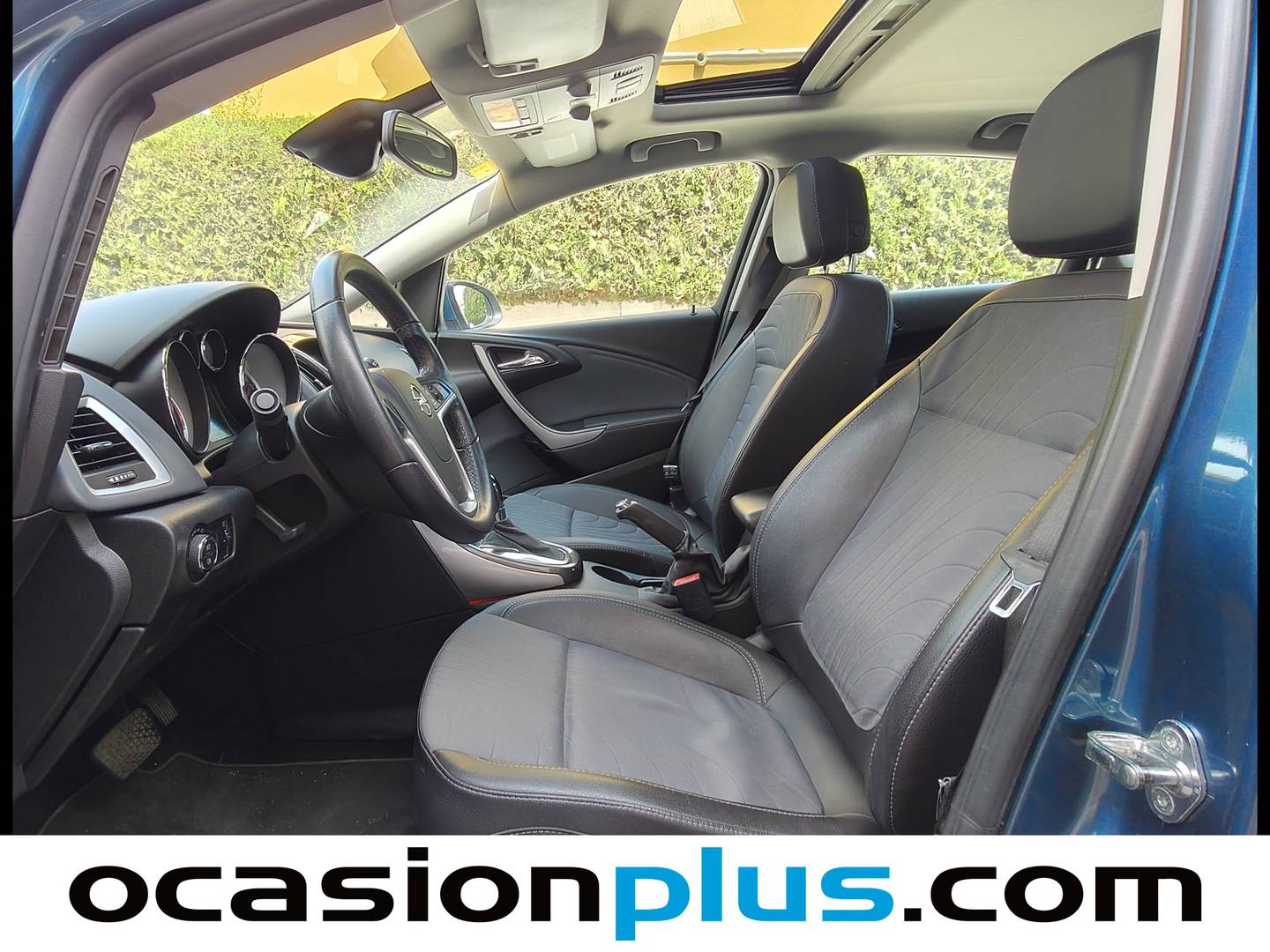 Foto asientos delanteros Opel Astra Opel Astra 1.4 Turbo Excellence Auto (140CV)