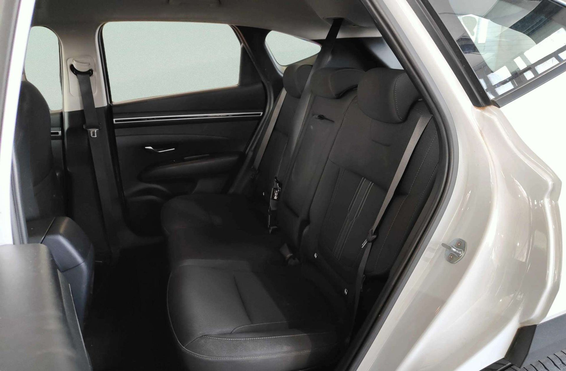 Hyundai Tucson 1.6 CRDi 48V Maxx - foto 12