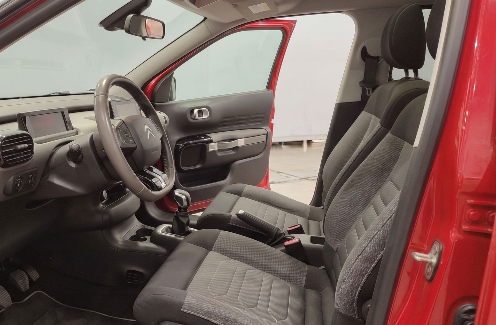 Citroën C4 Cactus PureTech 110 Shine - foto 13