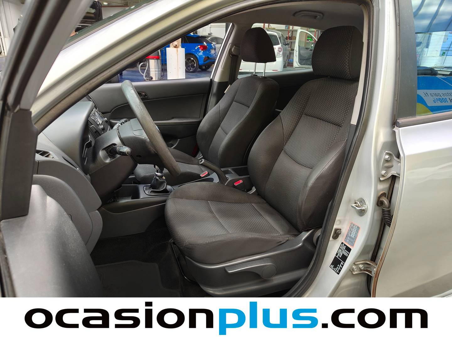 Foto asientos delanteros Hyundai i30 Hyundai i30 1.6 CRDI Classic GL (90 CV)