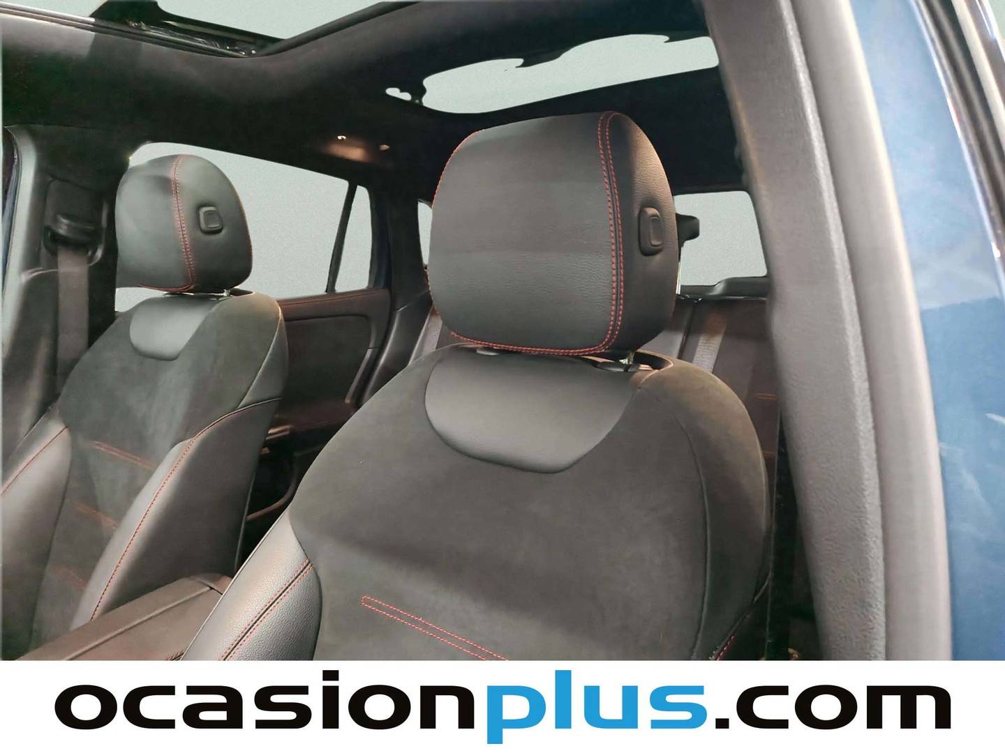 Equipamiento del Mercedes GLA Mercedes-Benz GLA GLA 200 D Pack AMG (150 CV)