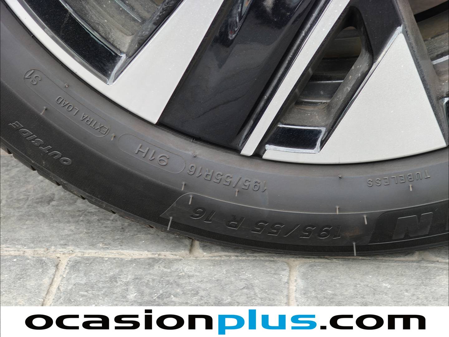 Foto Peugeot 208 Peugeot 208 Allure Hybrid eDCS6 (110 CV)