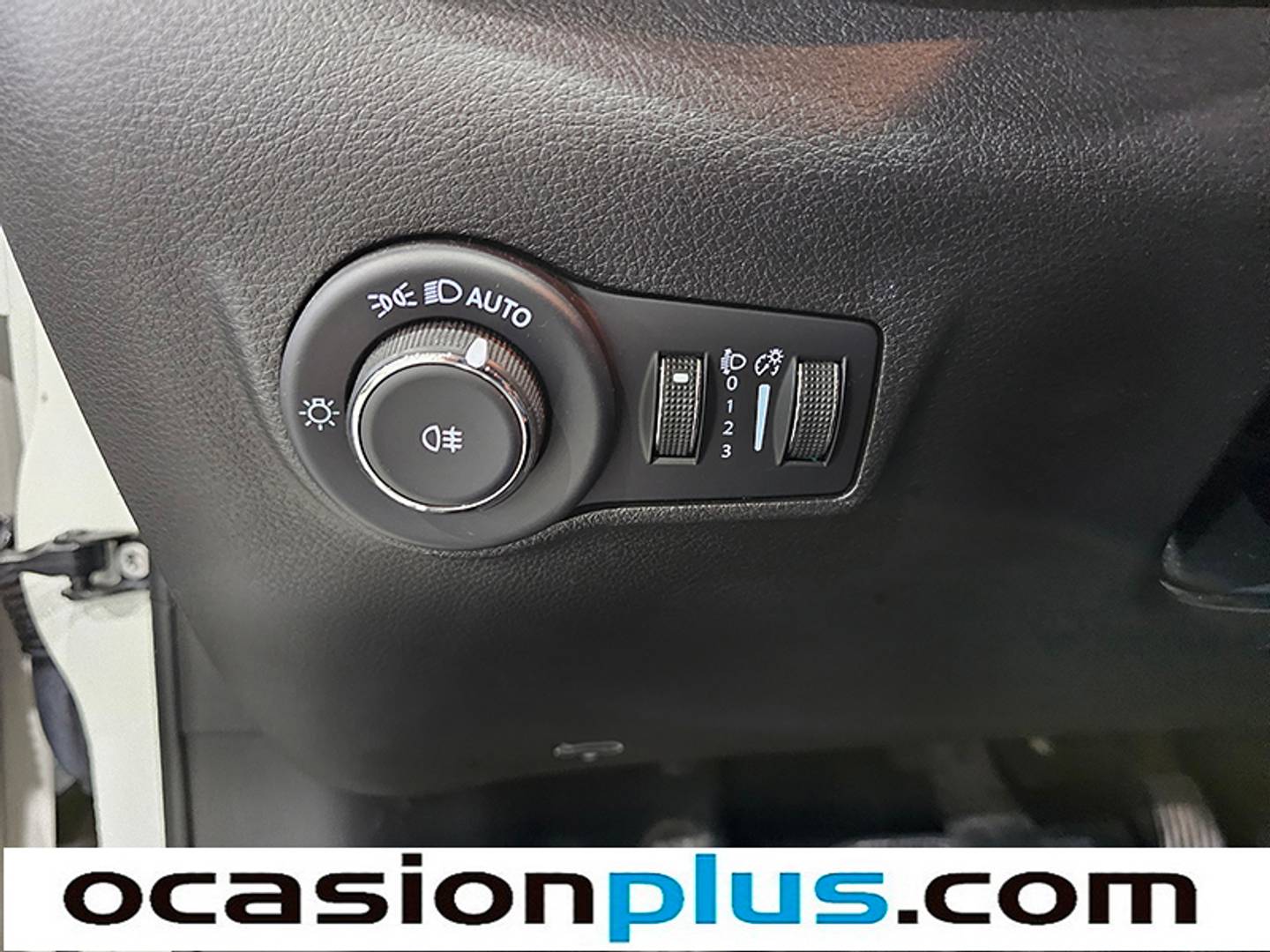 Foto Jeep Compass Jeep Compass 1.5 MHEV Night Eagle DCT (130 CV)
