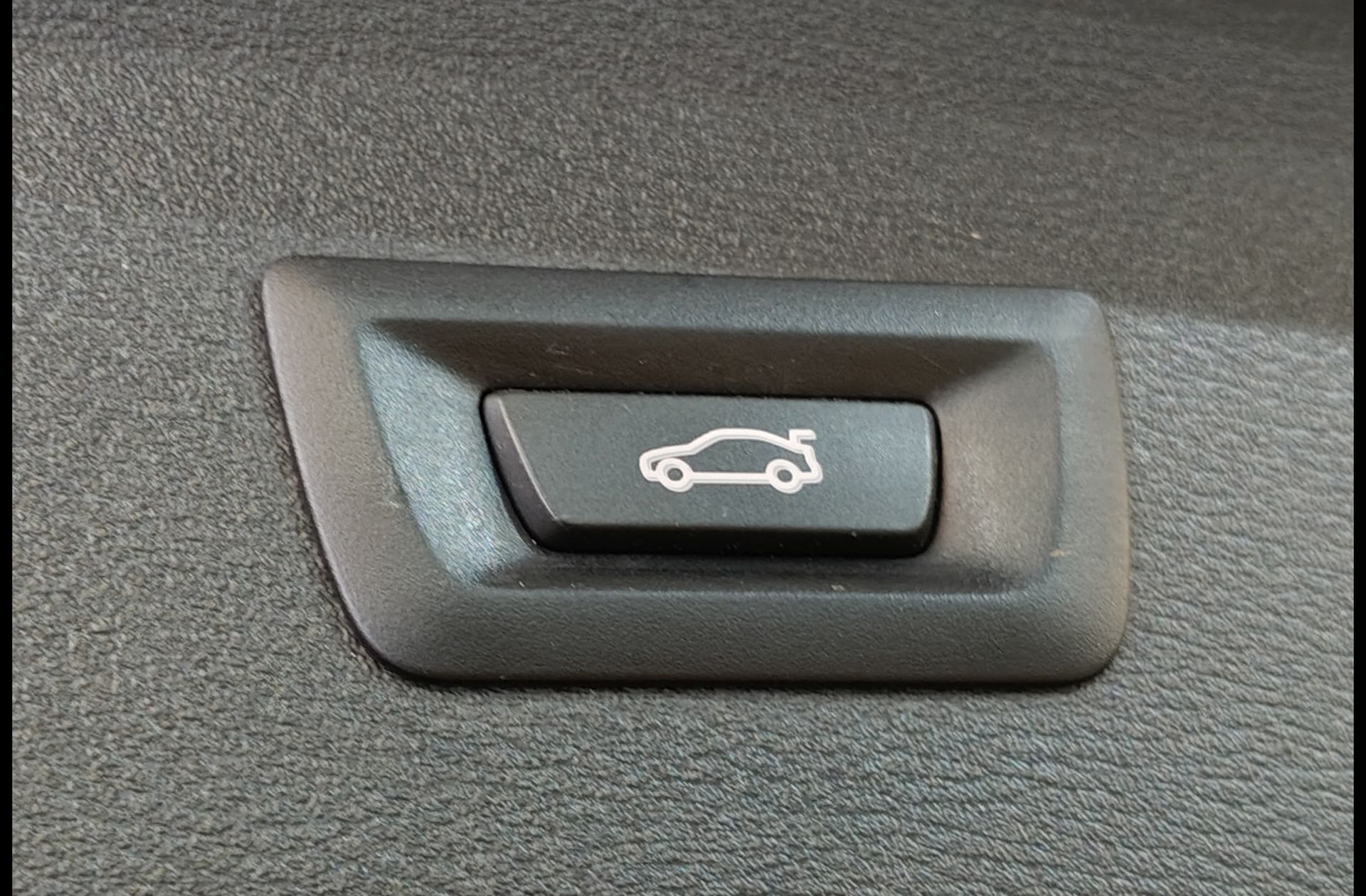 BMW X1 sDrive18i - foto 19