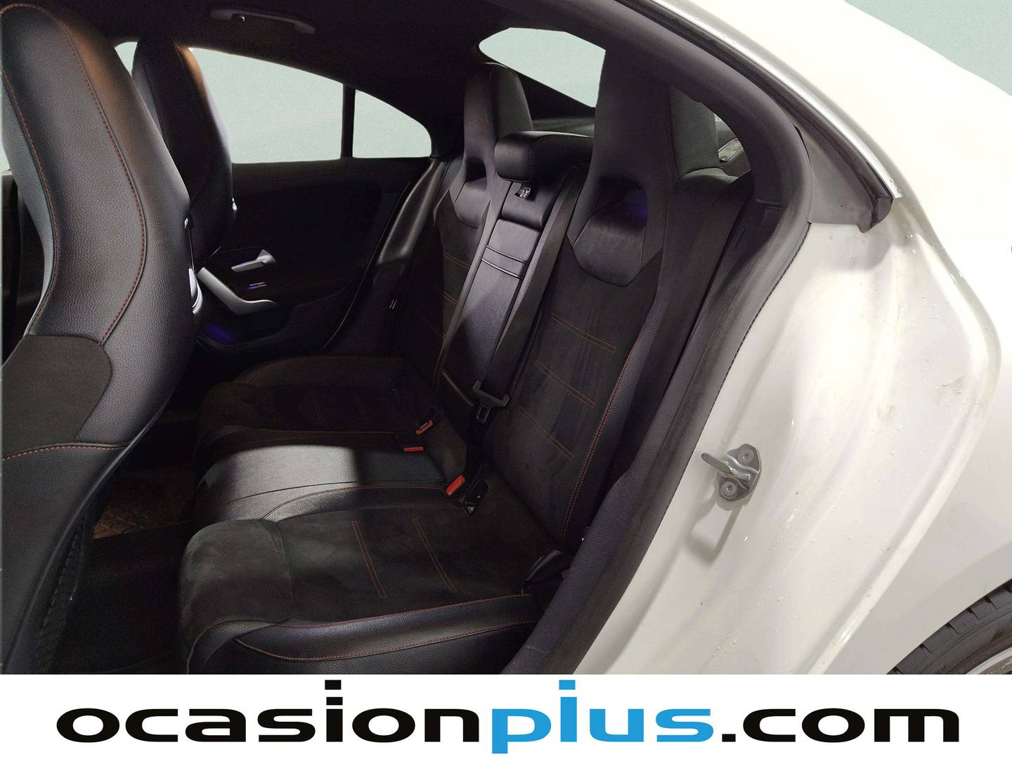 Foto asientos traseros Mercedes CLA Mercedes-Benz CLA 200  (163 CV) Pack AMG