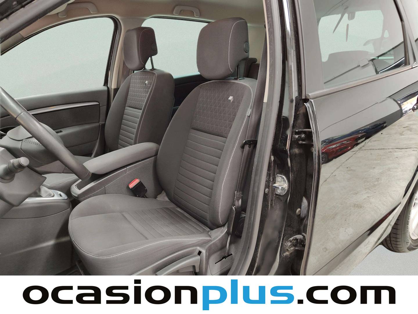 Foto asientos delanteros Renault Scénic Renault Scenic Limited Energy dCi (110 CV)
