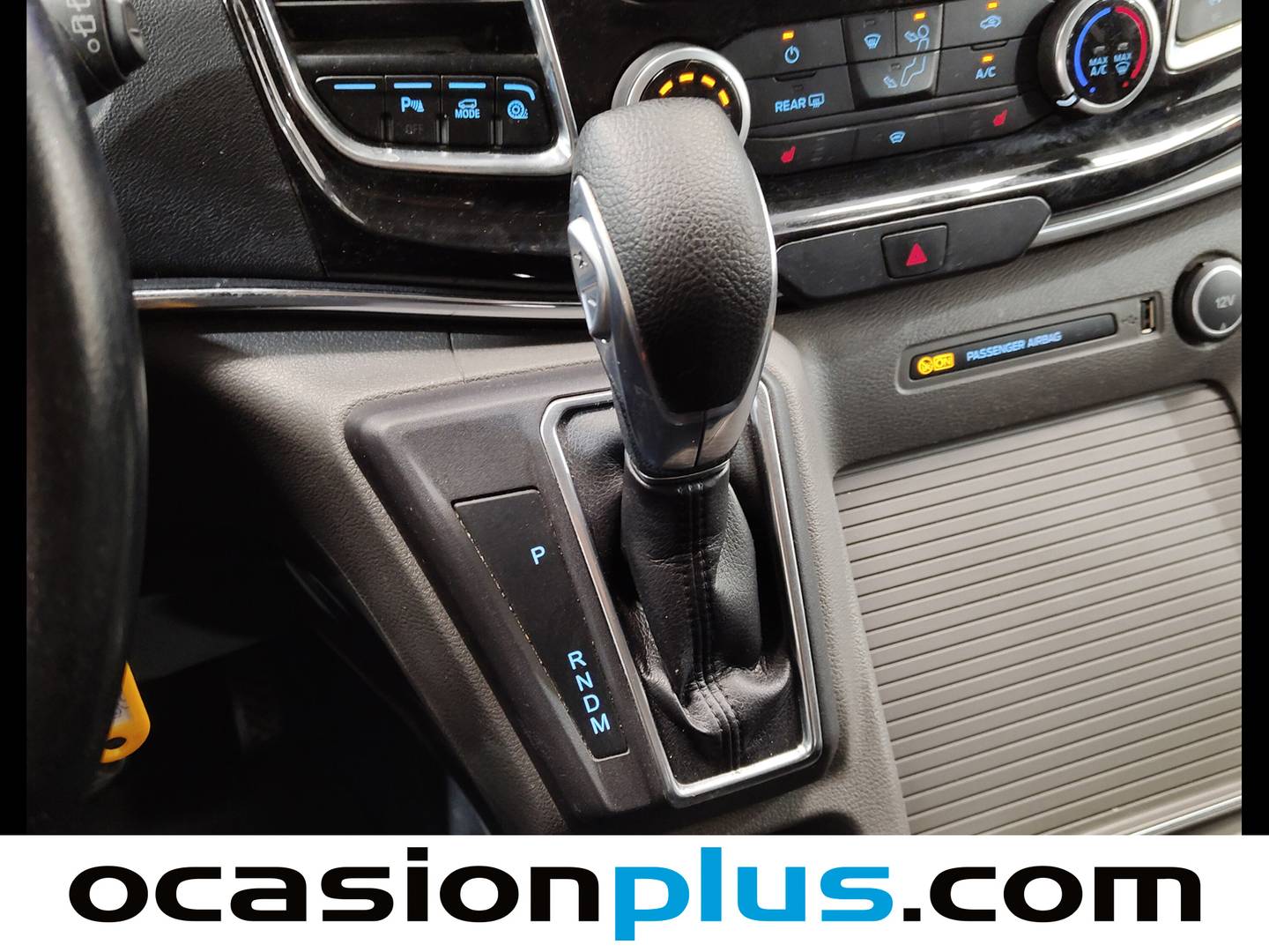 Ford Tourneo Custom Ford Tourneo Custom 2.0 Ecoblue L1 Titanium Auto (185 CV) 7 Plazas de segunda mano