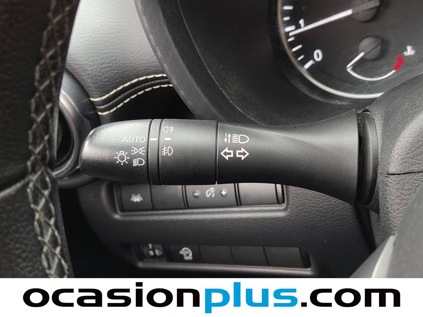 Foto Nissan JUKE Nissan Juke DIG-T N-Connecta 4x2 (114 CV)