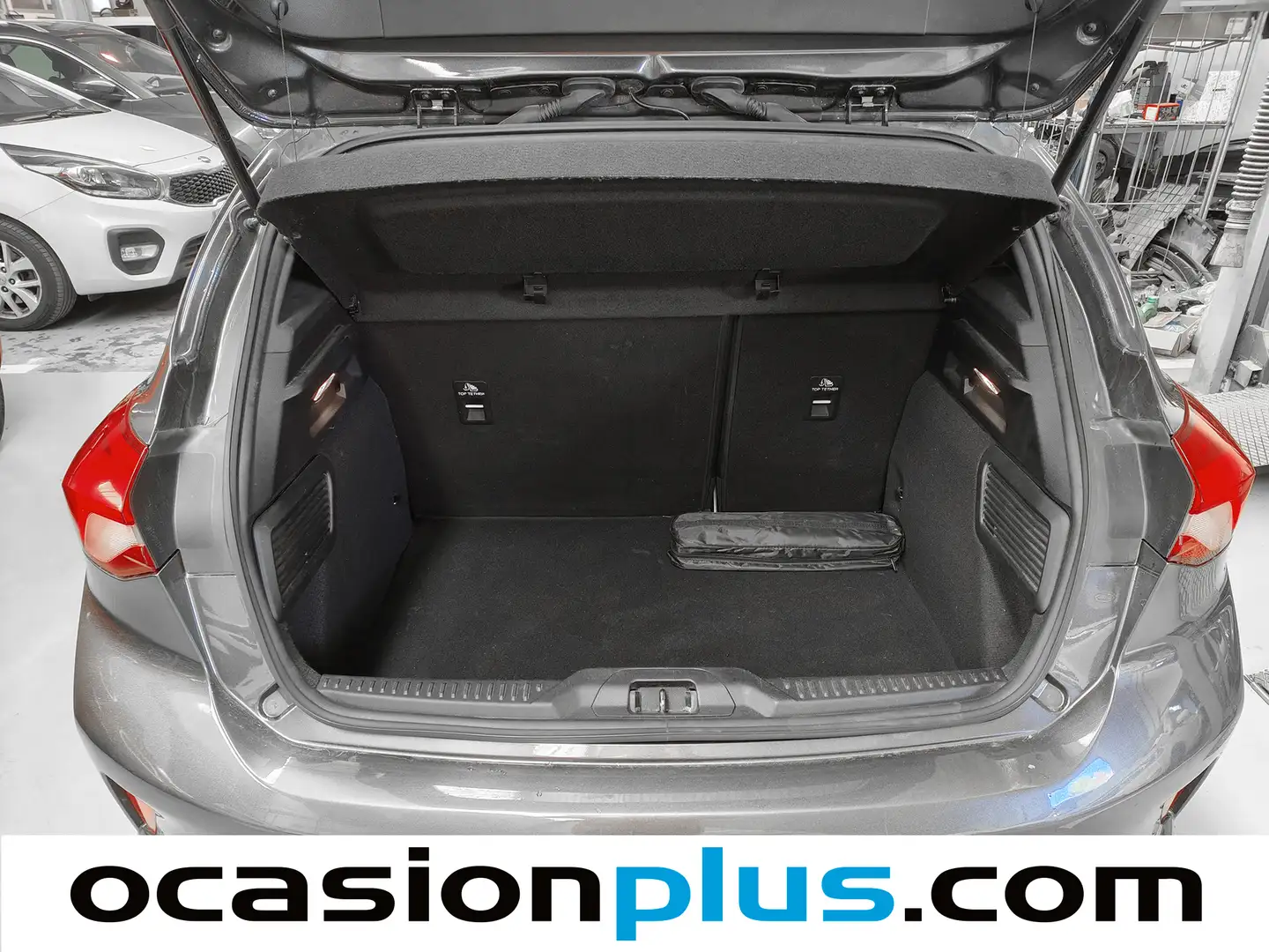 Foto Ford Focus Ford Focus 1.5 Ecoblue ST-Line Auto (120 CV)