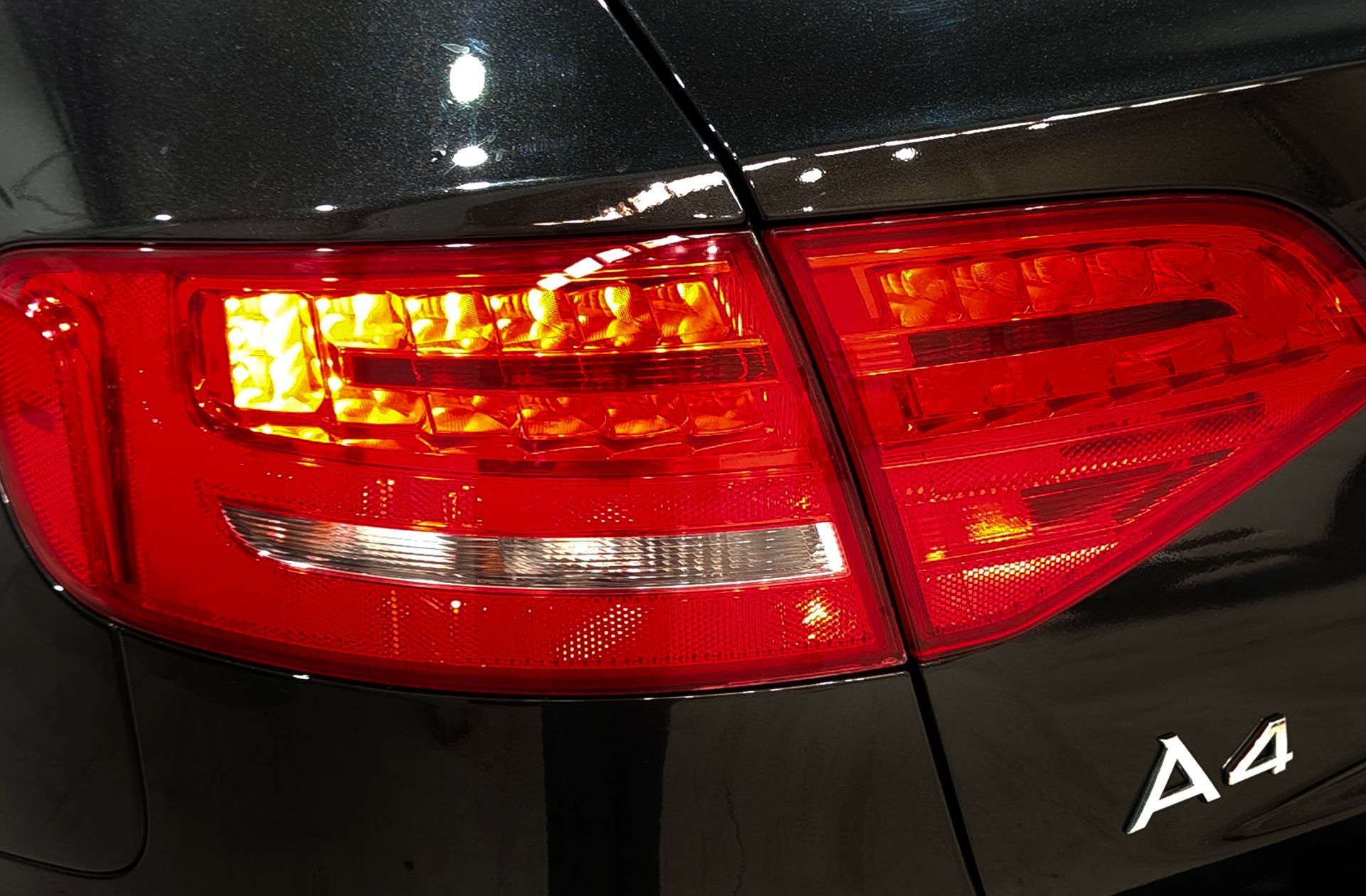 Audi A4 Avant 2.0 TDI multitronic - foto 14