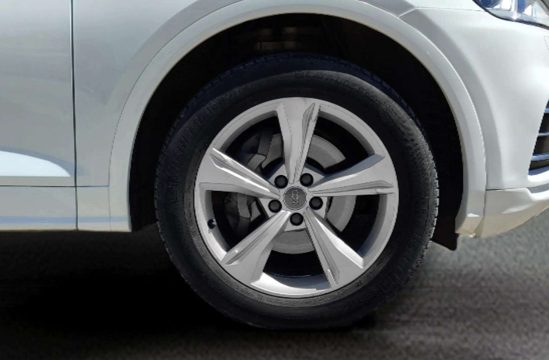 Audi Q5 S line 40 TDI quattro S tronic - foto 38