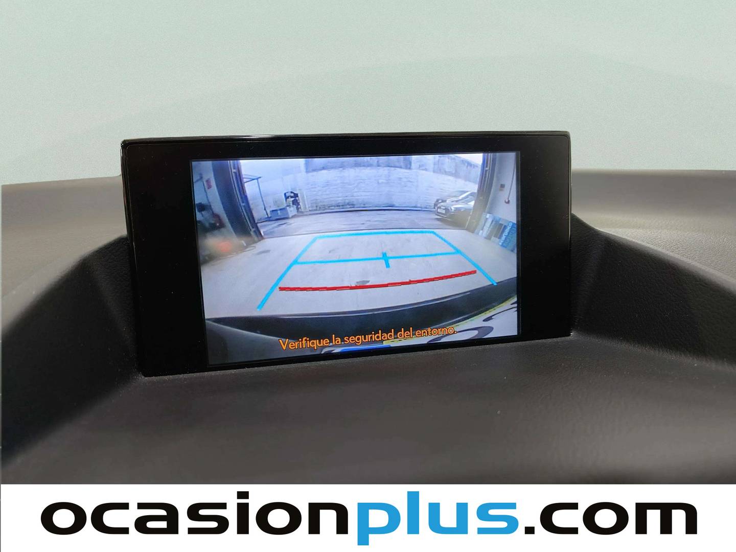 Equipamiento del Lexus CT Lexus CT 200h Executive (136 CV)