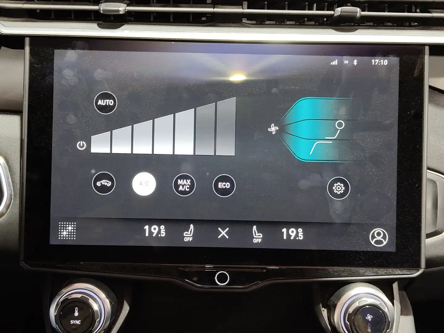 Foto Lynk & Co 01 Lynk & Co 01 1.5 HEV (197 CV)