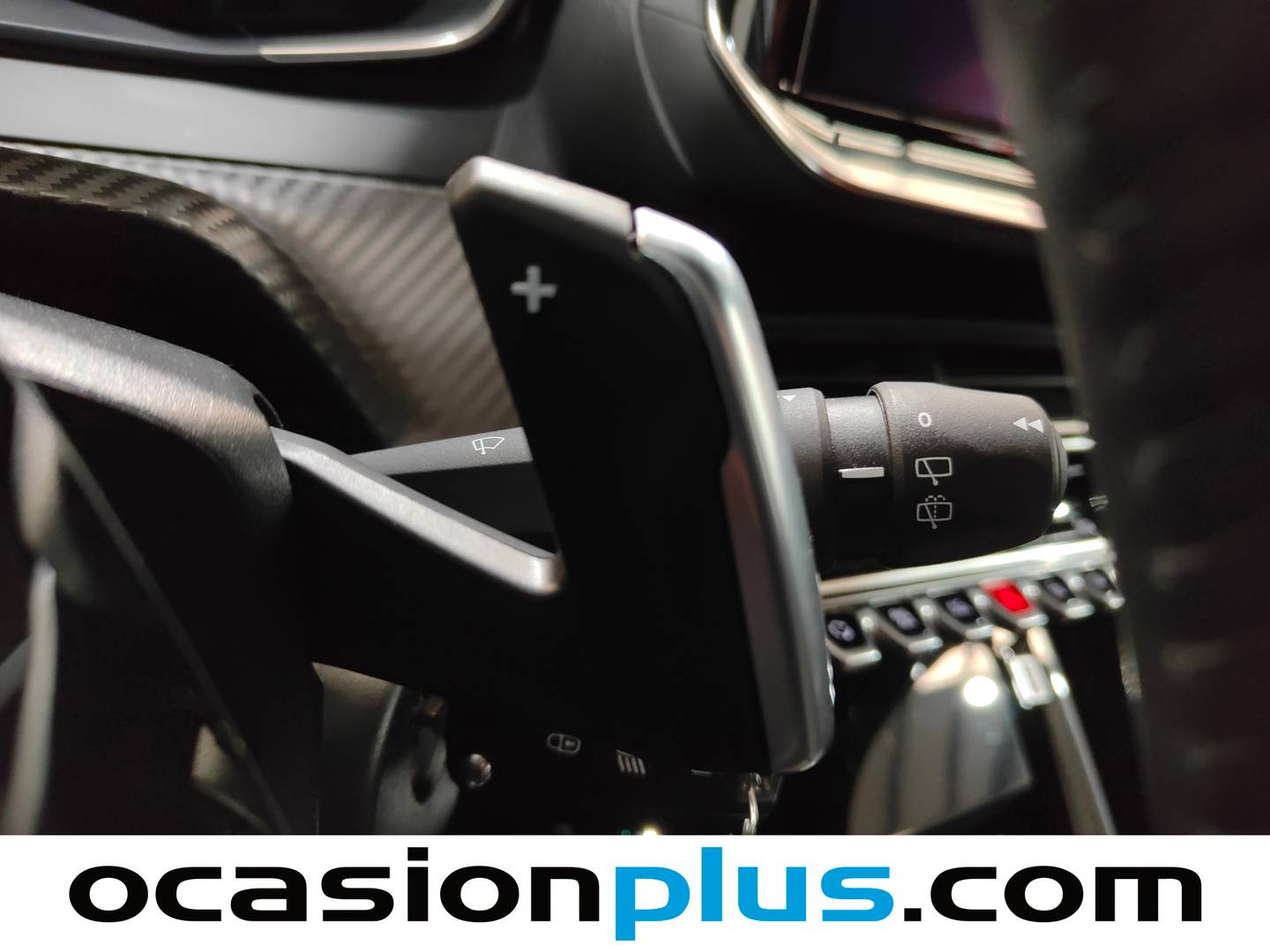 Foto Peugeot 2008 Peugeot 2008 PureTech 130 S&S Allure EAT8 (130 CV)