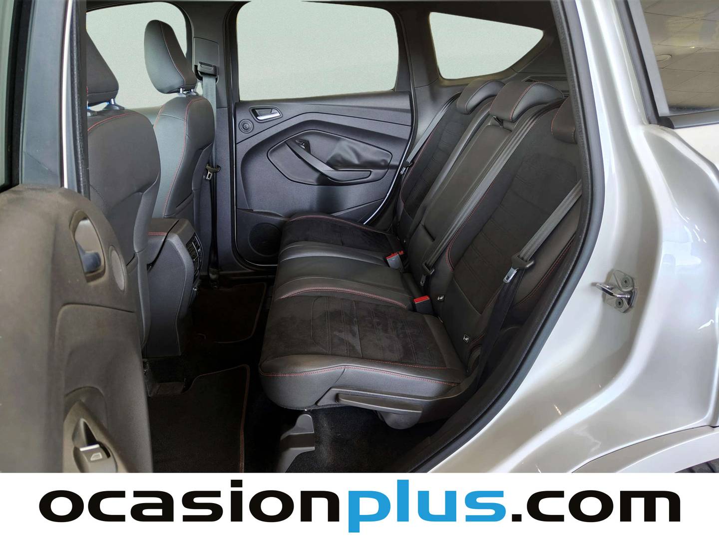Foto asientos traseros Ford Kuga Ford Kuga 2.0 TDCI S&S ST-Line 4x4 Powershift (180 CV)