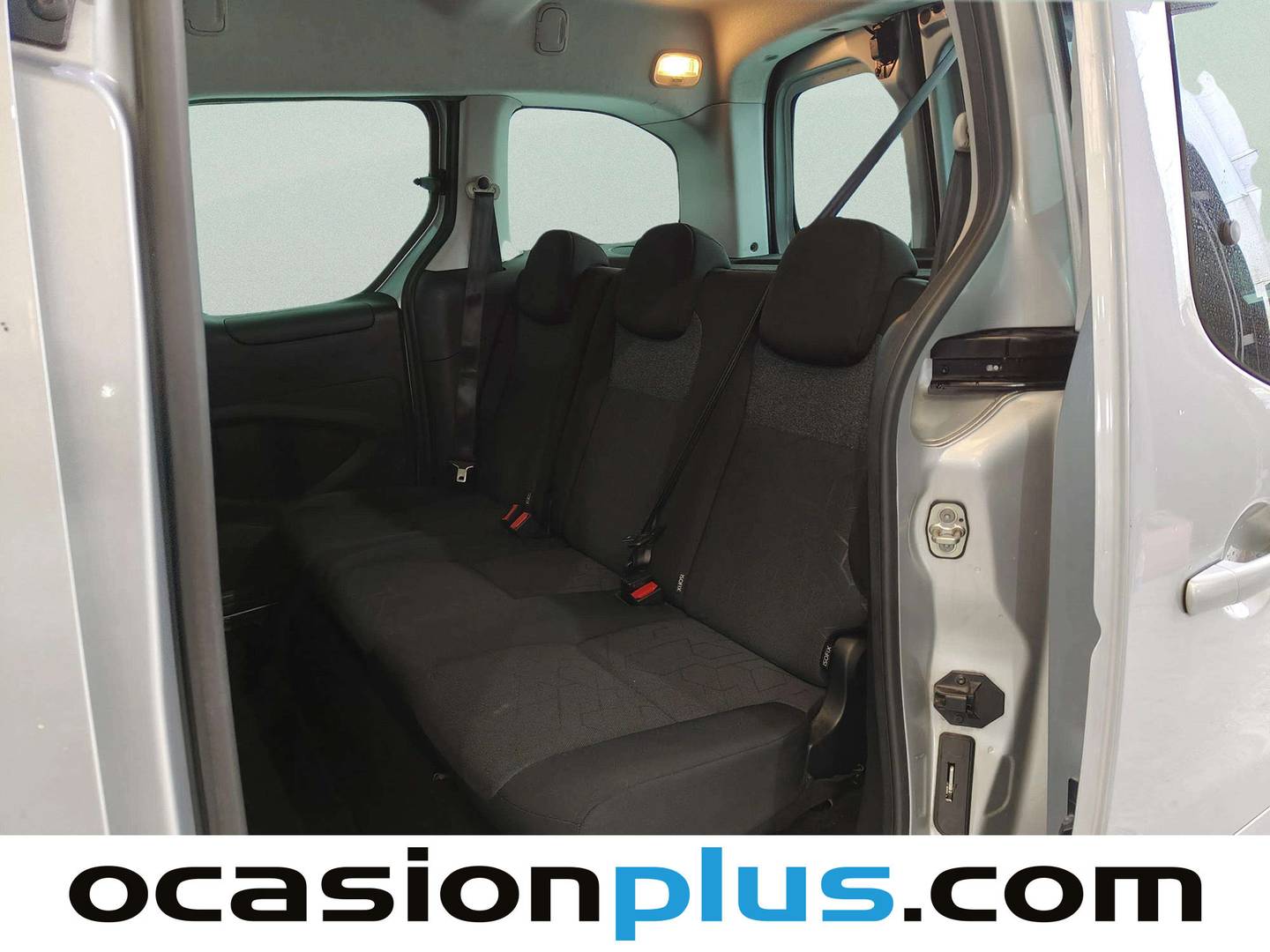 Foto Peugeot Partner Peugeot Partner Tepee BlueHDi 100 Active (100 CV)