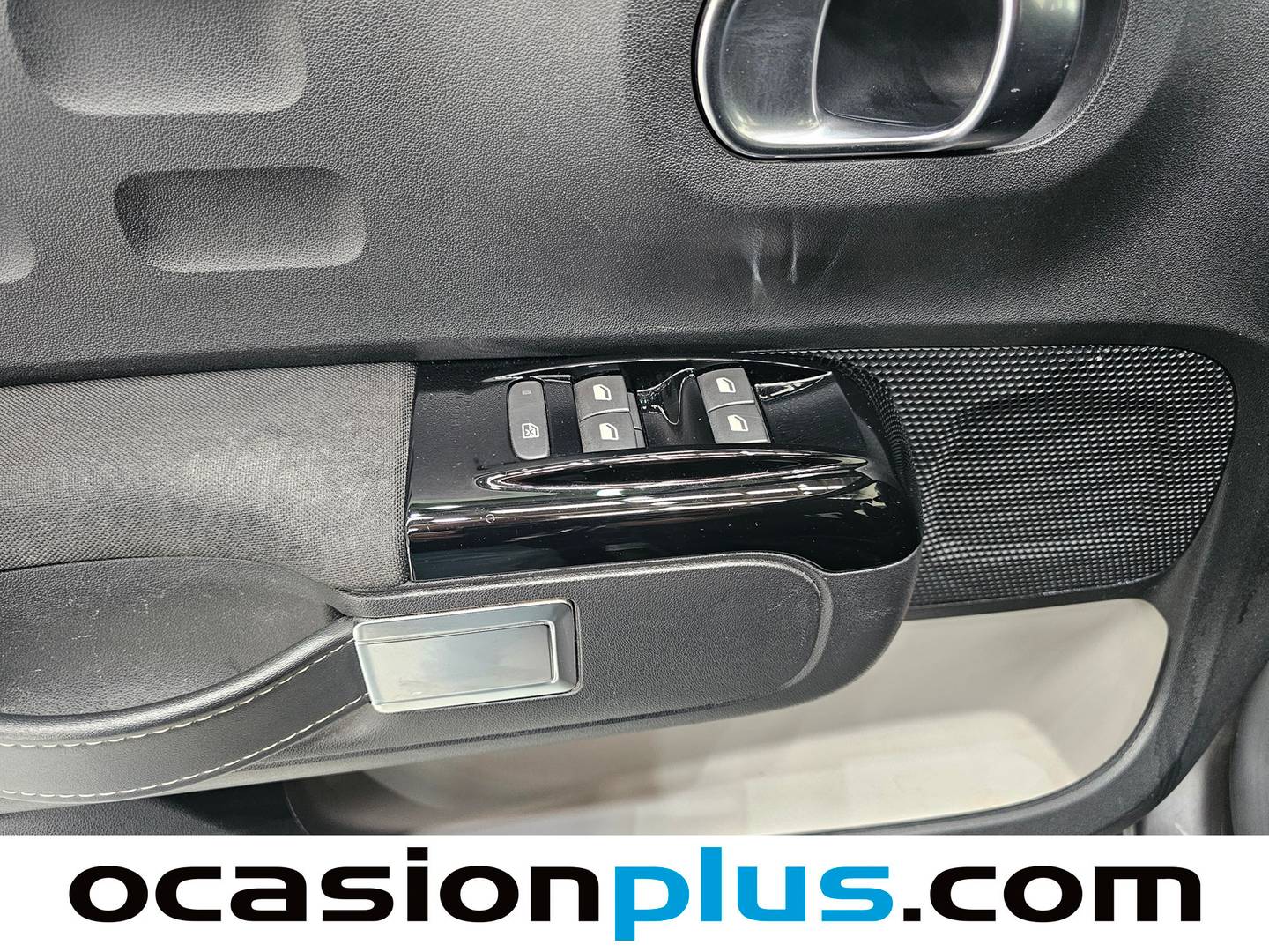 Citroën C3 Citroën C3 PureTech 82 Shine (83 CV) gasolina