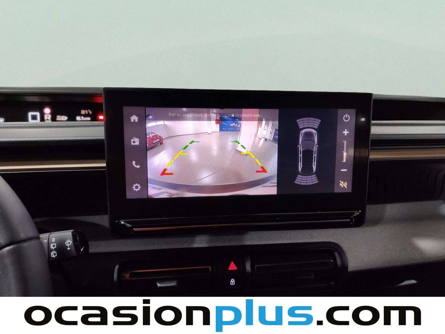 Equipamiento del Citroën C3 Aircross Citroën C3 Aircross Hybrid 145 Plus e-DCS6 (145 CV)