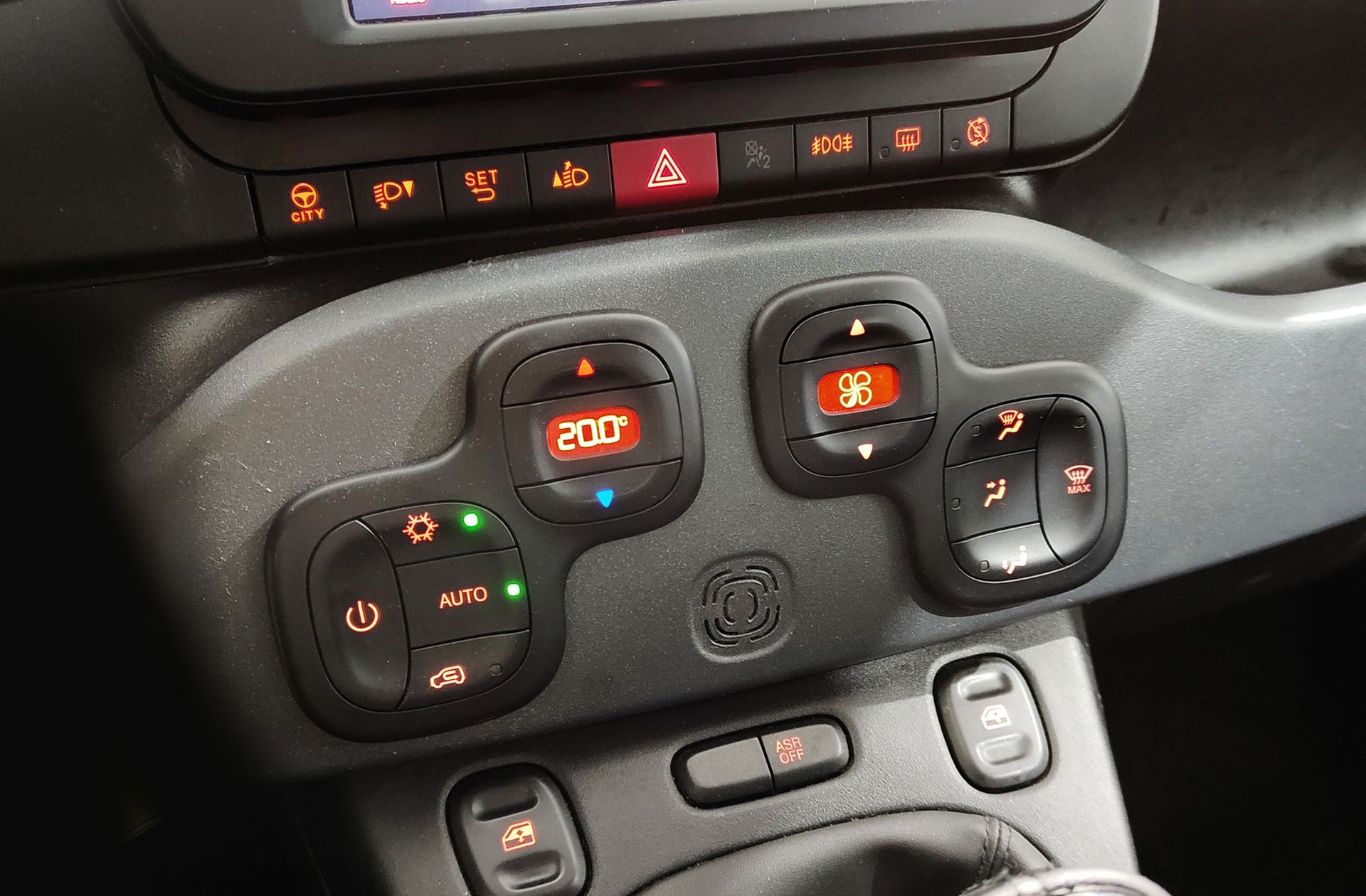Fiat Panda 1.0 Hybrid Gse Red - foto 25