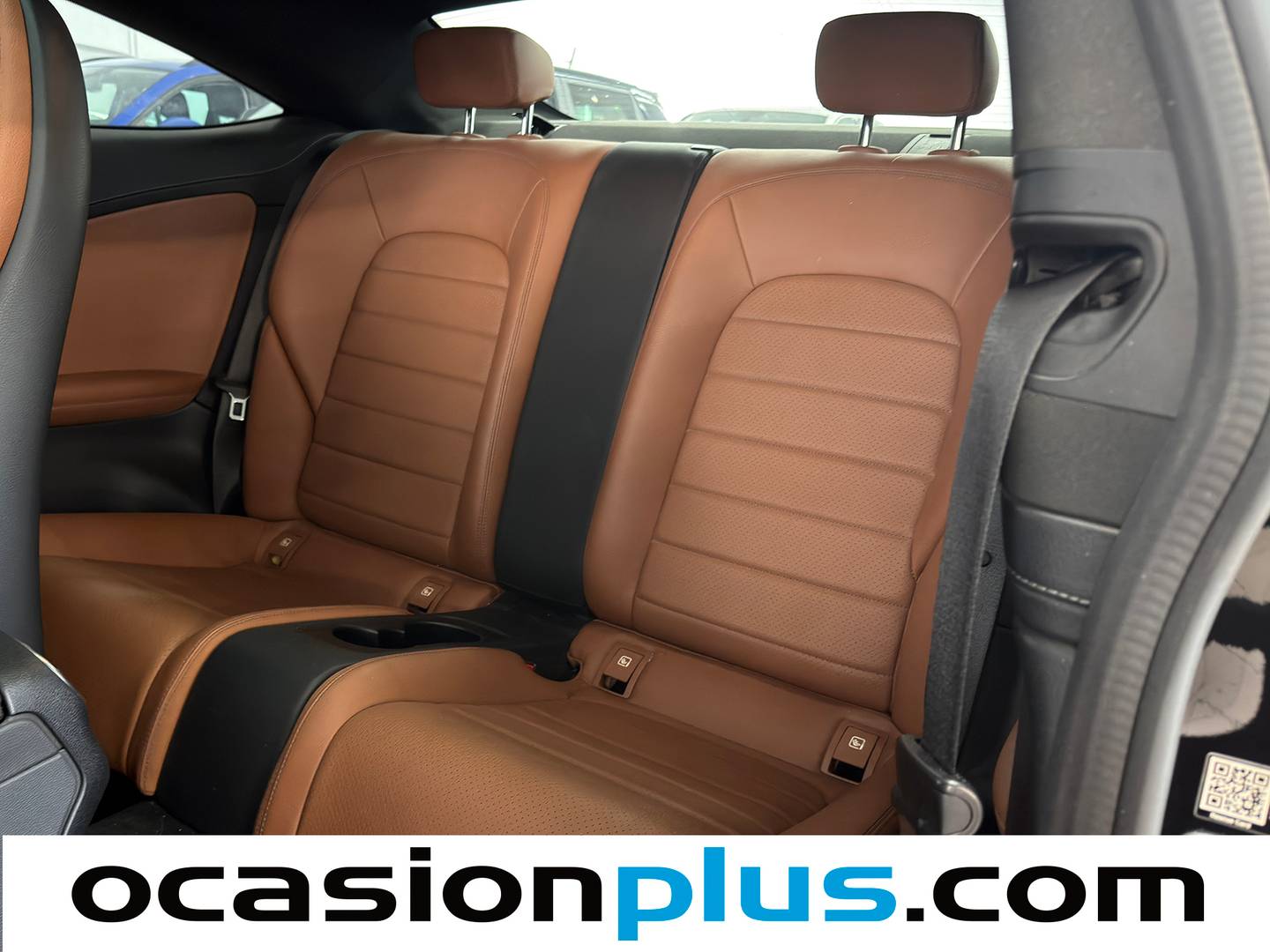 Foto asientos traseros Mercedes Clase C Mercedes Clase C Coupe 300 AMG Line (245 CV)