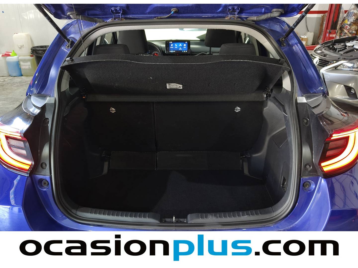 Foto Toyota Yaris Toyota Yaris 120H Active Plus (116 CV) siete plazas