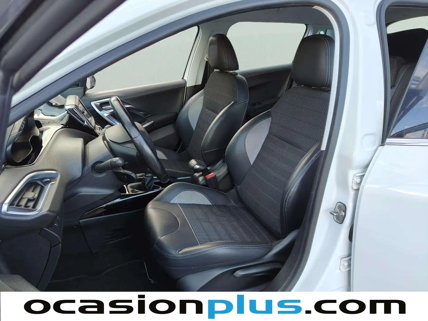 Foto Peugeot 2008 Peugeot 2008 PureTech 110 S&S Allure (110 CV)