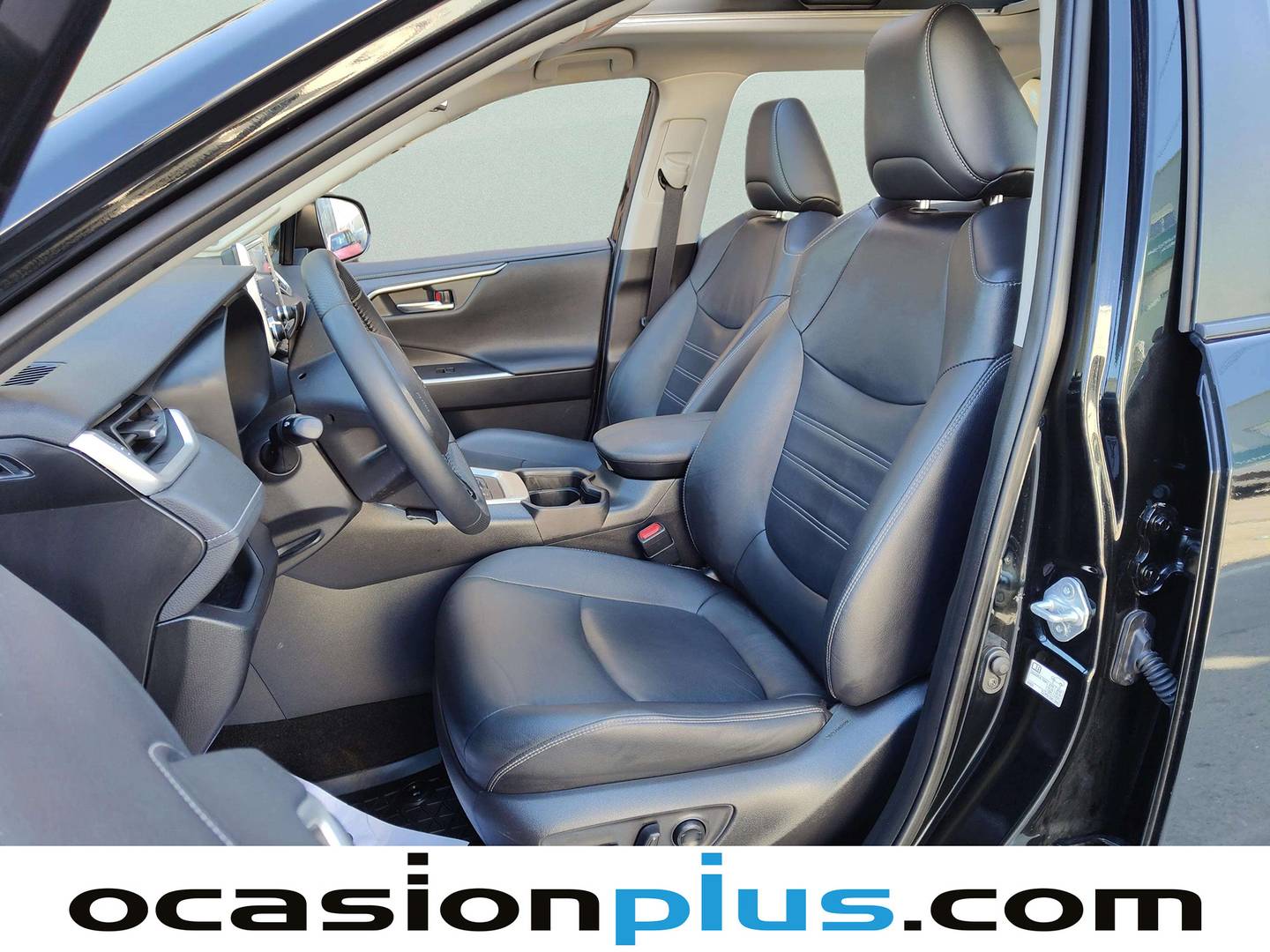 Foto asientos delanteros Toyota Rav4 Toyota Rav4 2.5l hybrid Luxury  (218 CV)