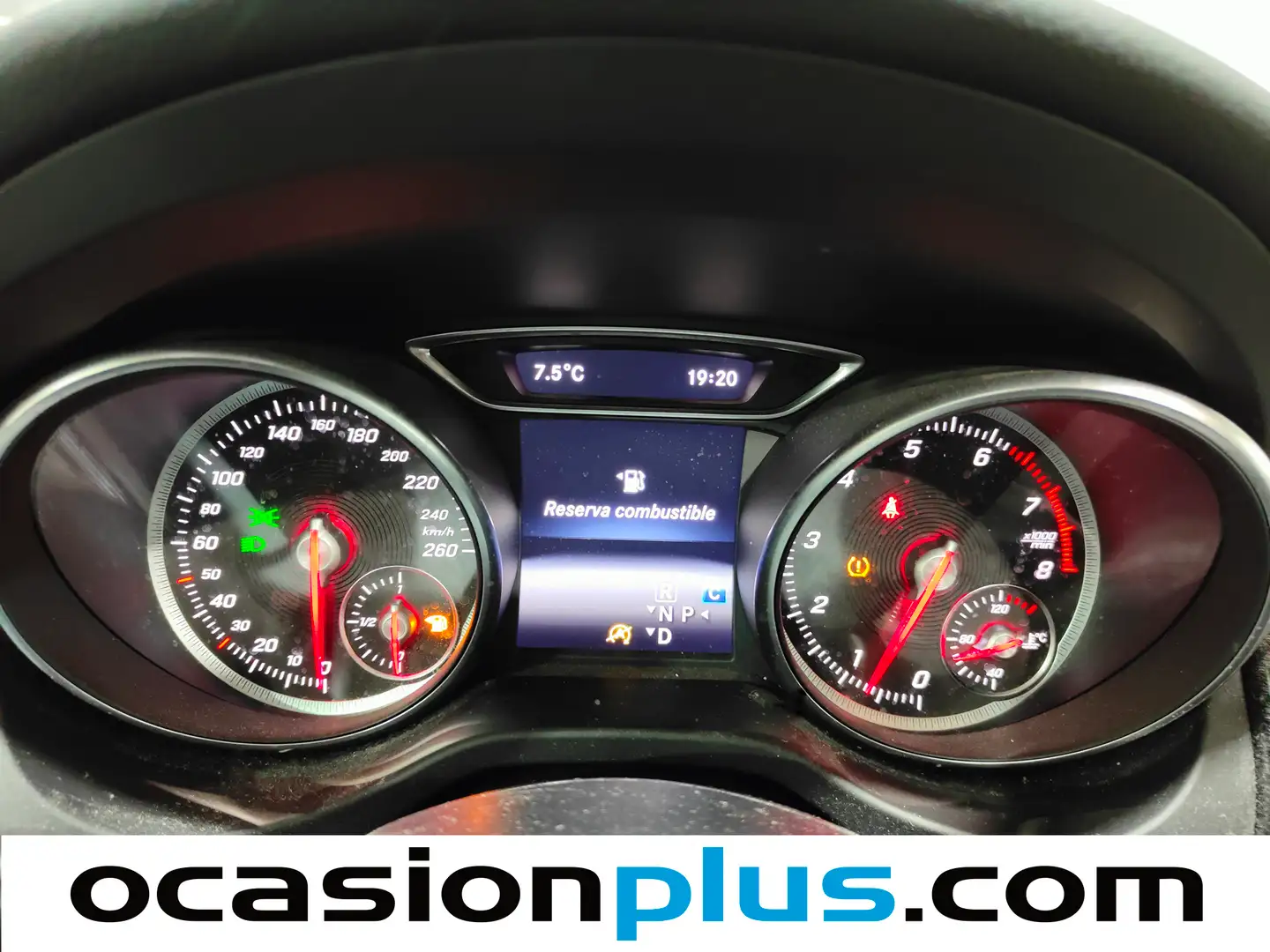 Foto Mercedes GLA Mercedes-Benz GLA GLA 200 (156 CV) AMG Pack