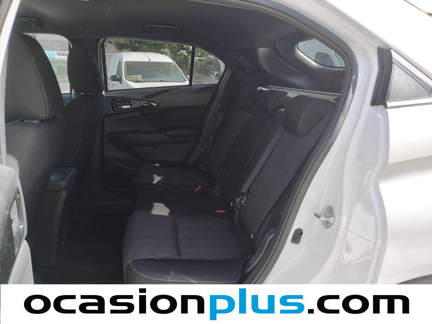 Foto asientos traseros Mitsubishi Eclipse Cross Mitsubishi Eclipse Cross 150T Motion 2WD (163 CV)