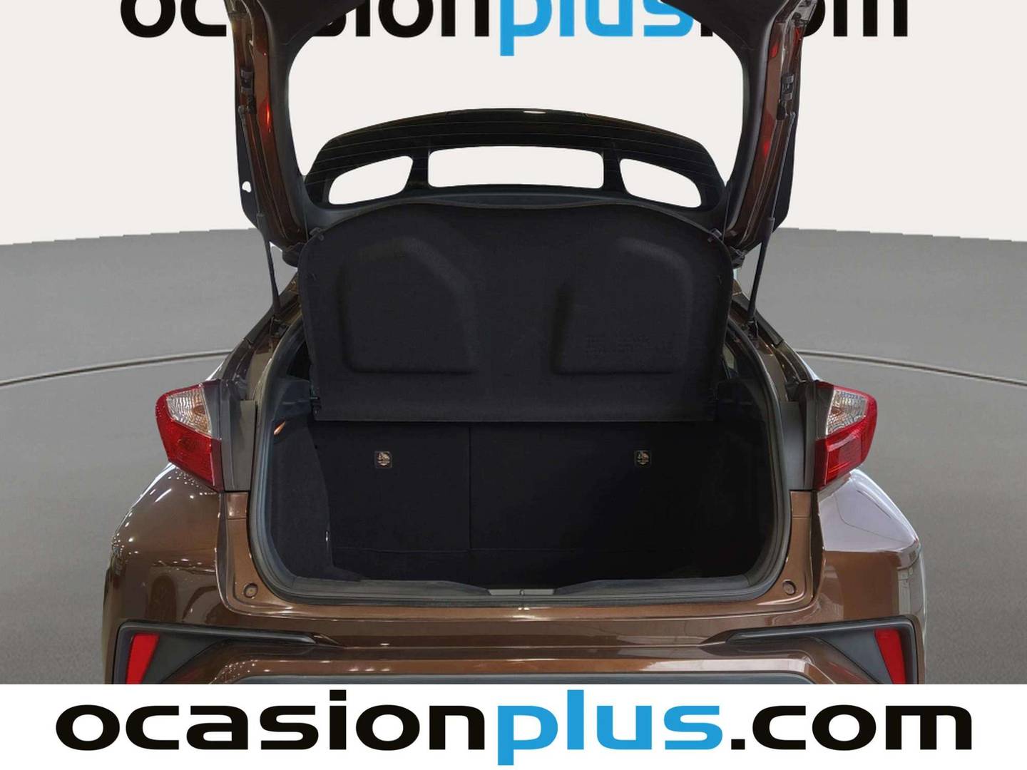 Foto Toyota C-HR Toyota C-HR 1.8 125H Advance (122 CV)