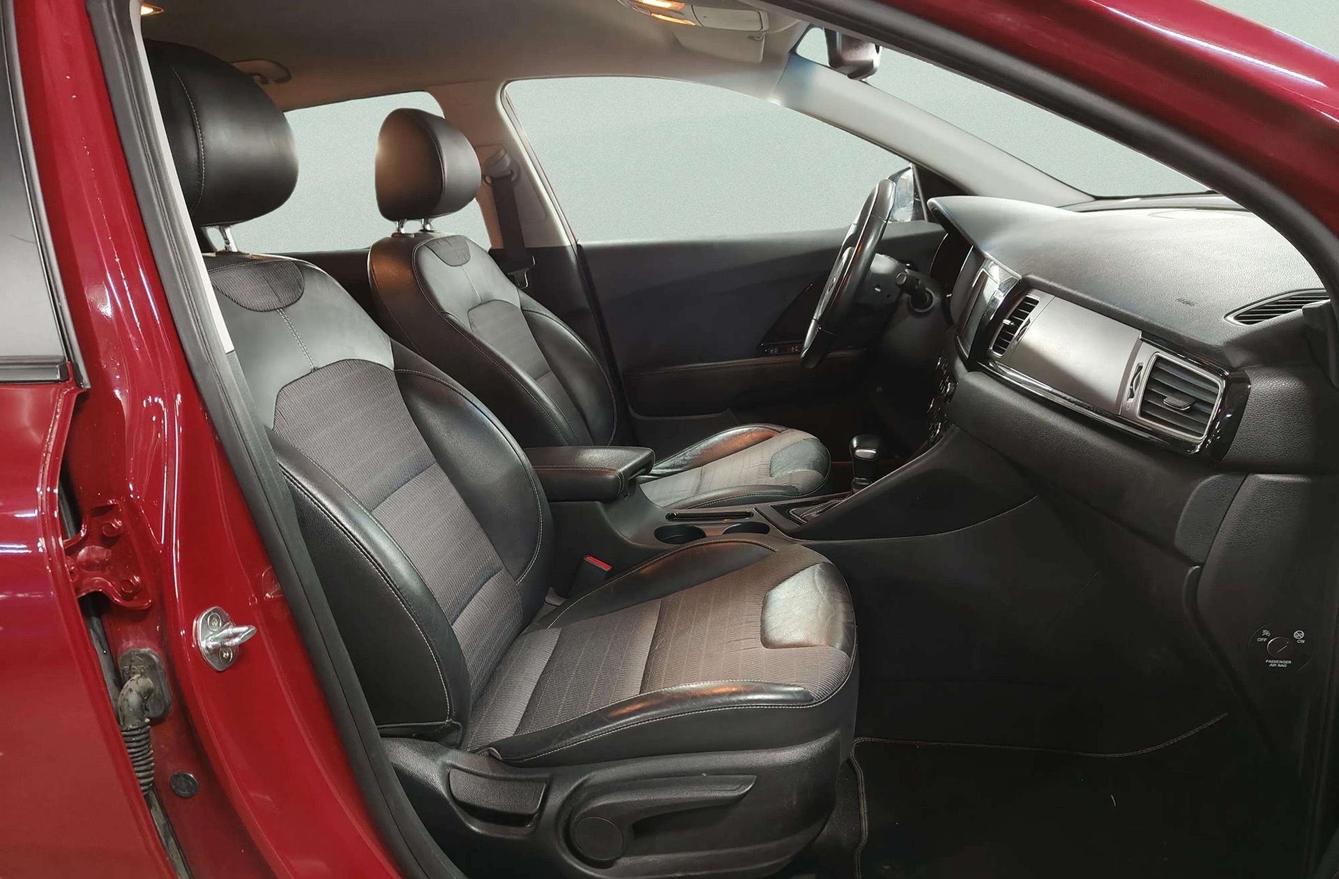 Kia Niro 1.6 GDi HEV Híbrido Emotion - foto 20