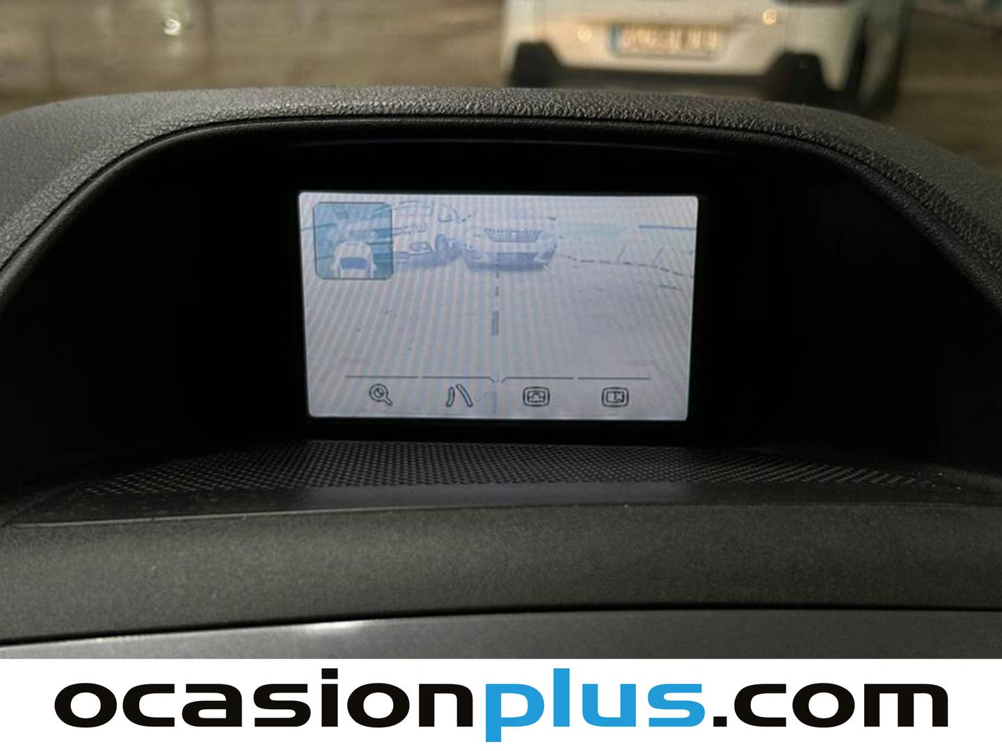 Foto Ford Tourneo Custom Ford Tourneo Custom 2.2 TDCI 300 L1 Titanium (125 CV)