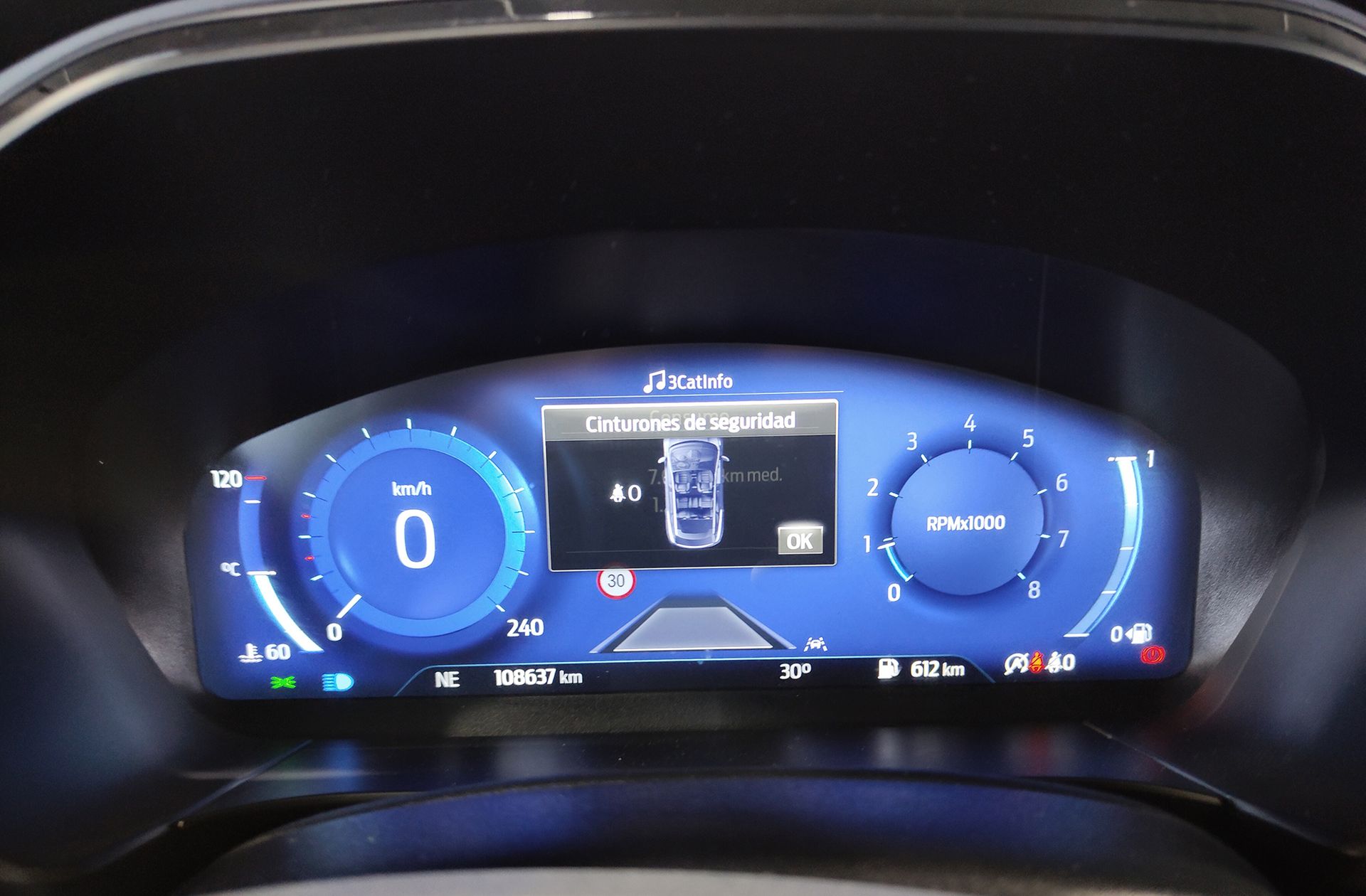 Ford Kuga 1.5 EcoBoost ST-Line - foto 28