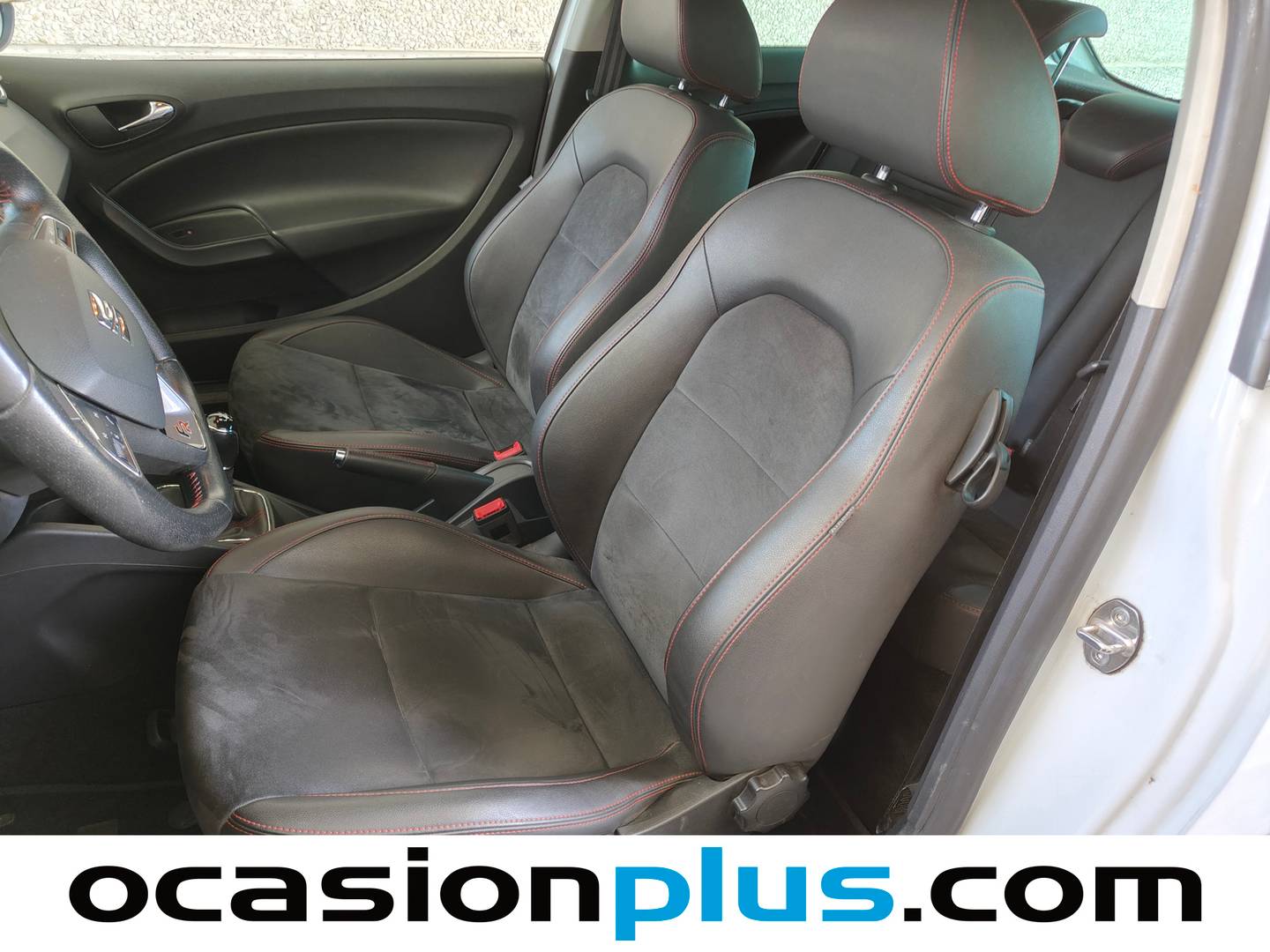 Foto asientos delanteros Seat Ibiza Seat Ibiza Ibiza 1.0 EcoTSI FR Crono (110 CV)