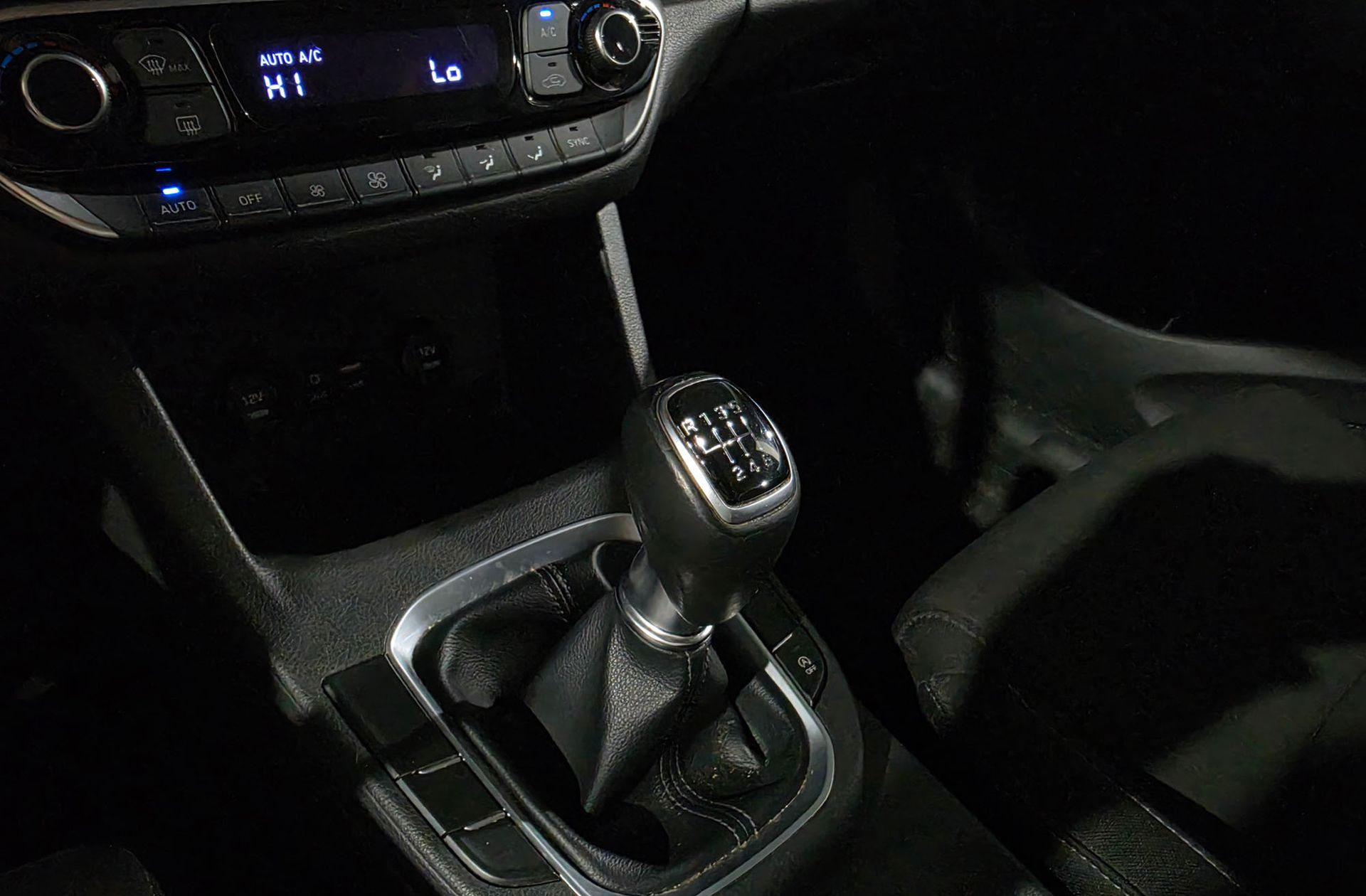 Hyundai i30 Fastback 1.0 T-GDi Klass - foto 5